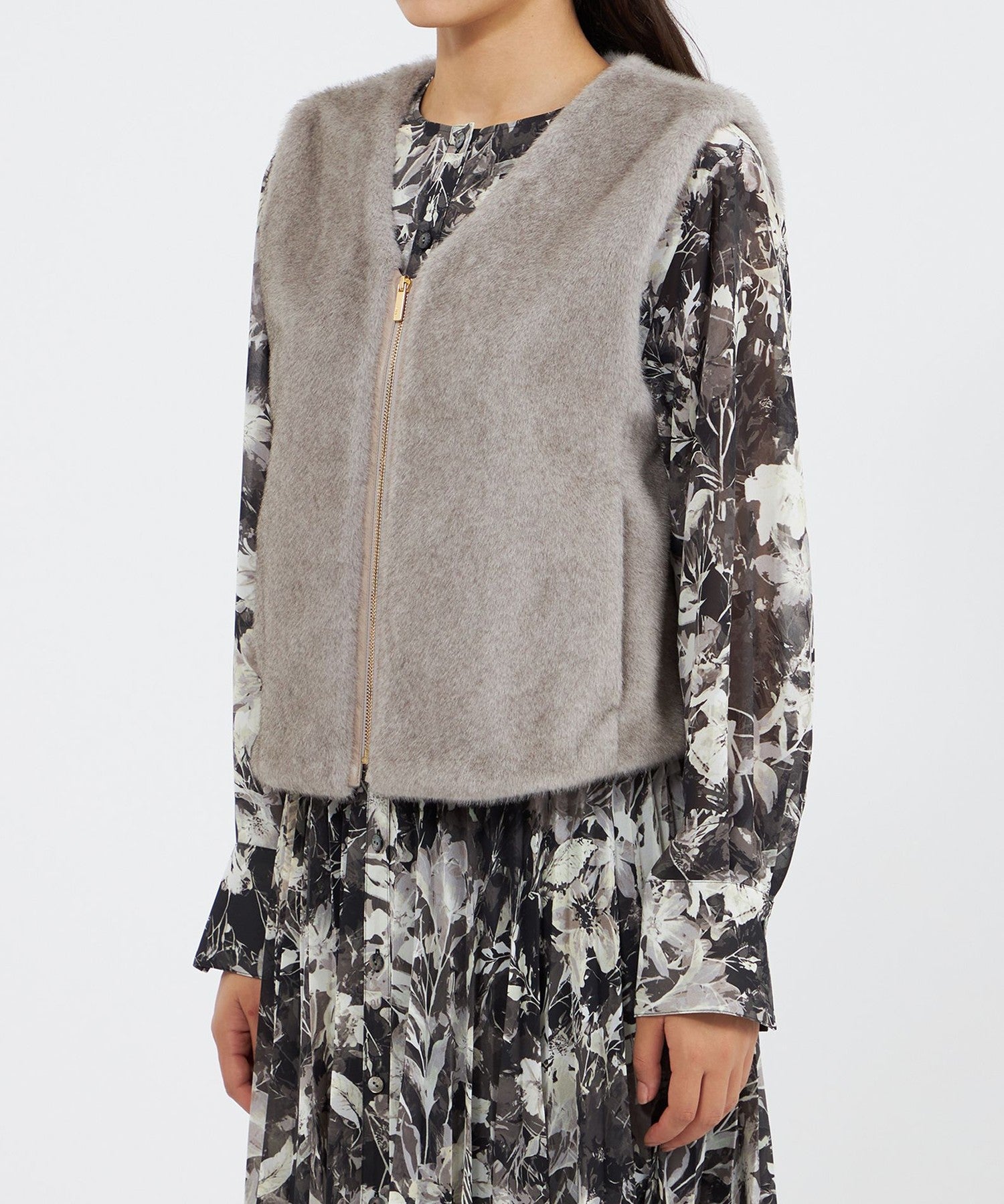 2321-M5E3165740__N,40,