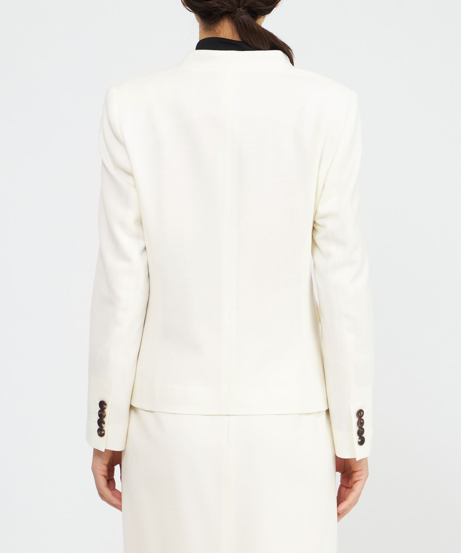 2321-M5E3867102__N,02,