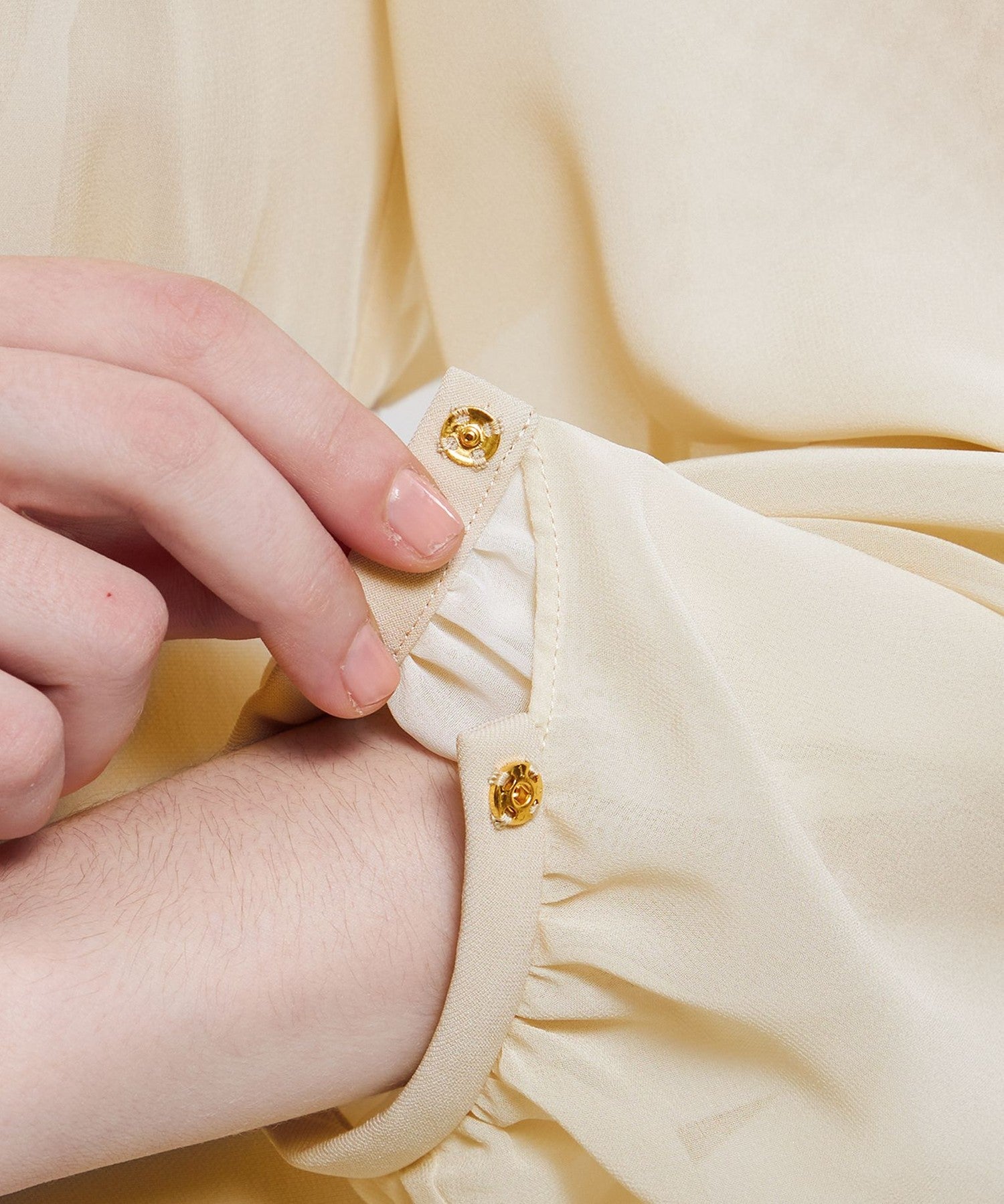 2321-M5J1250740__R,40,