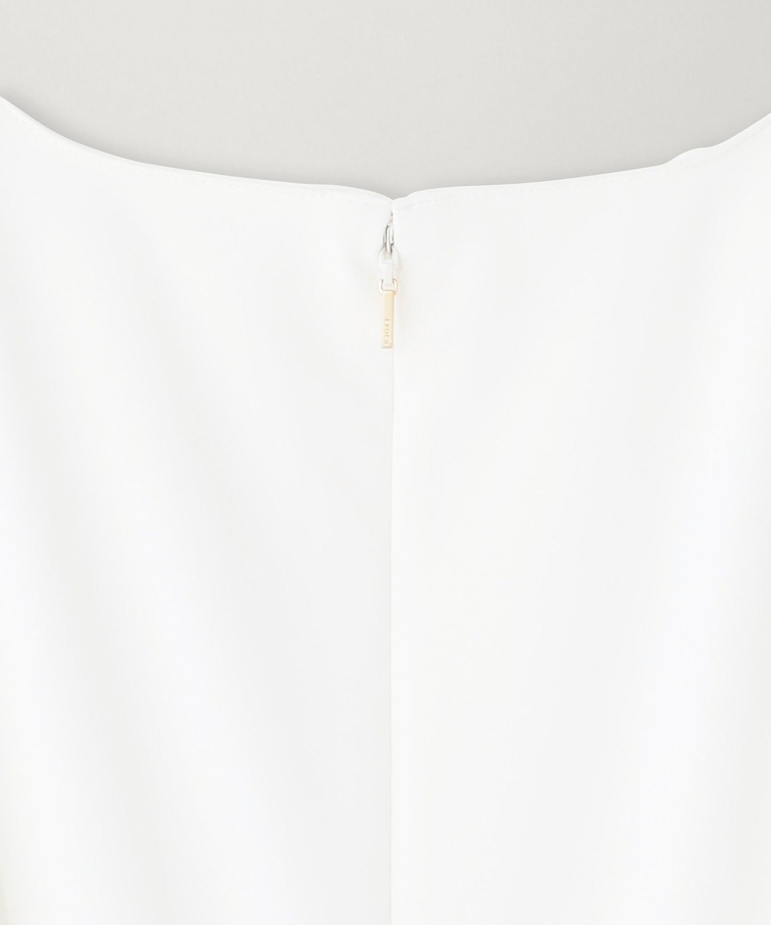 2321-M5J3058902__C,02,