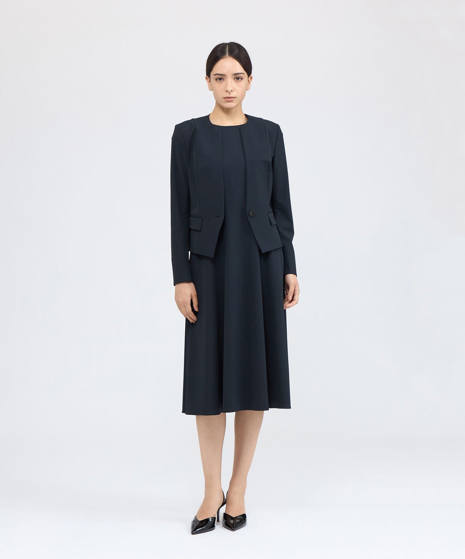 2321-M5J3058902__K,02,