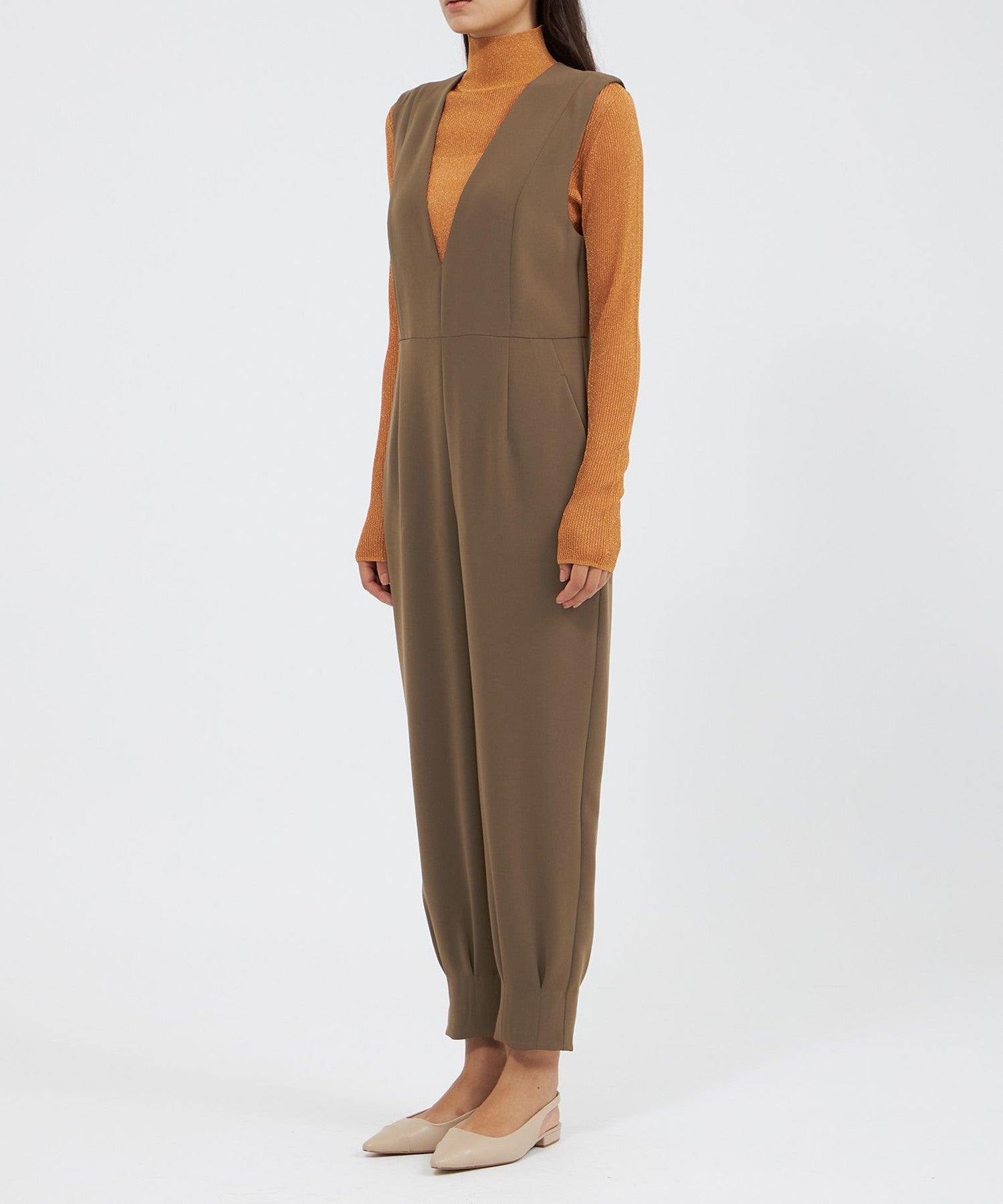 2321-M5J3862853__L,53,