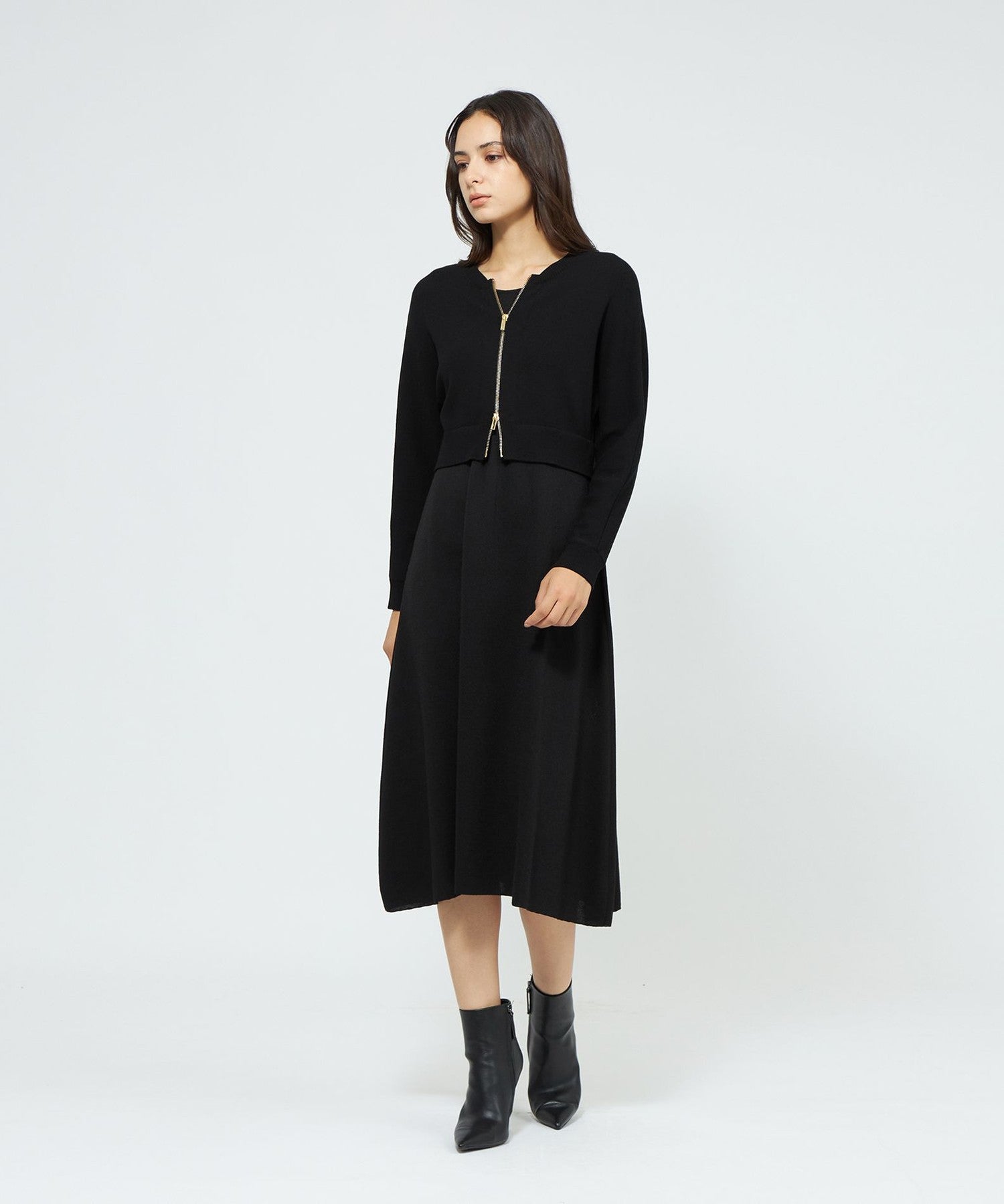 2321-M5J4565272__H,72,