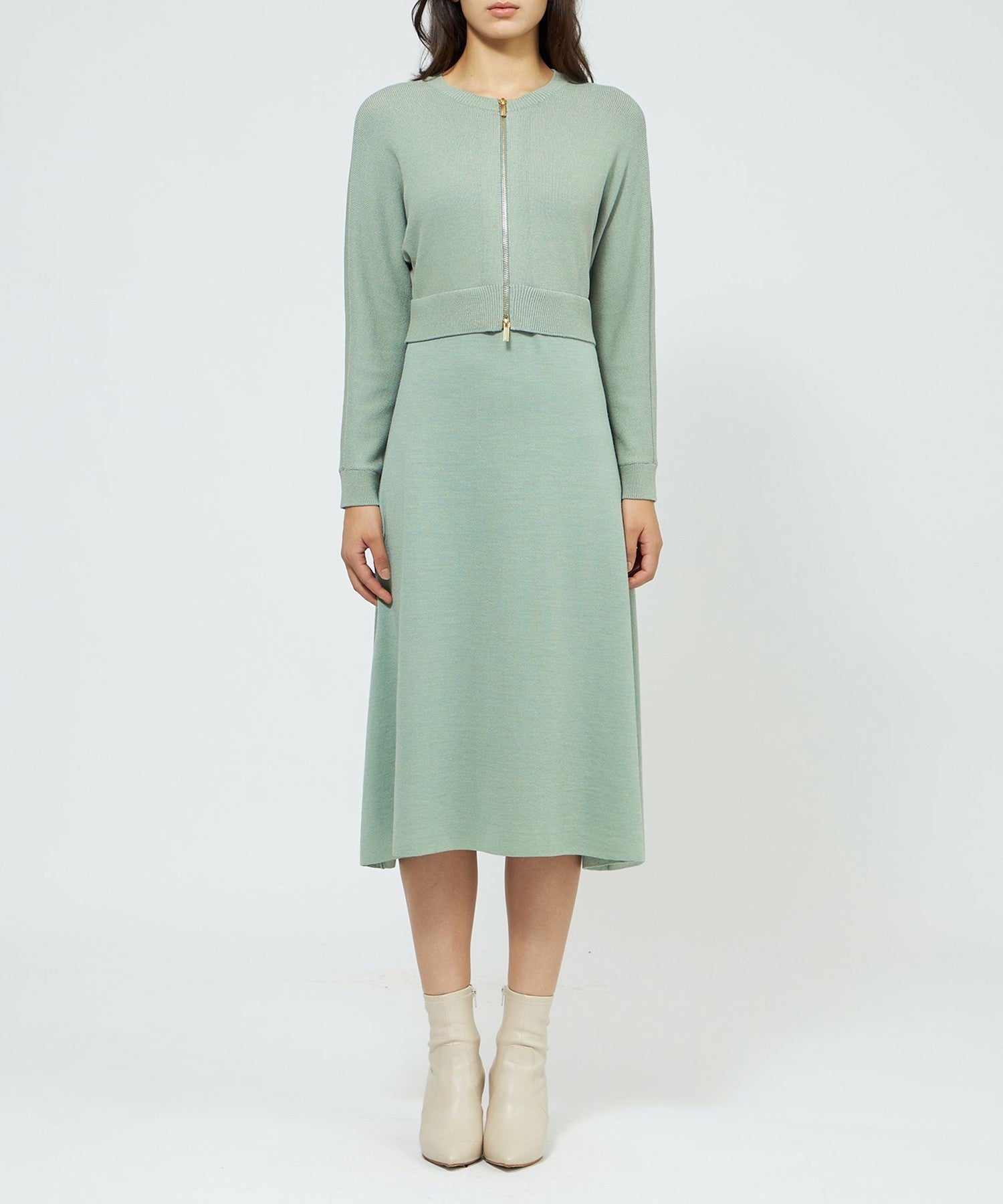 2321-M5J4565272__J,72,