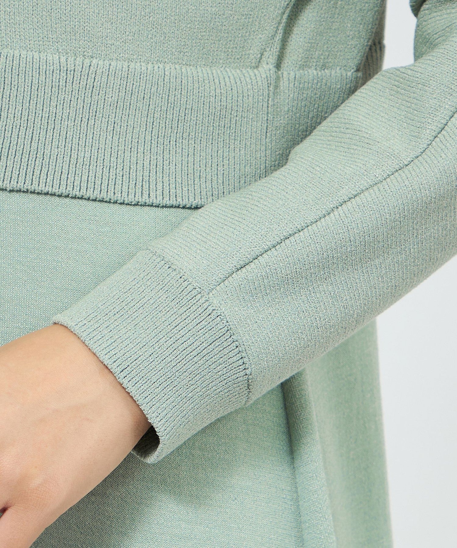 2321-M5J4565272__M,72,