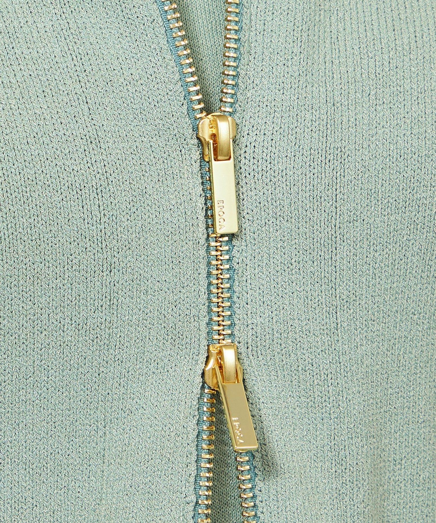 2321-M5J4565272__N,72,