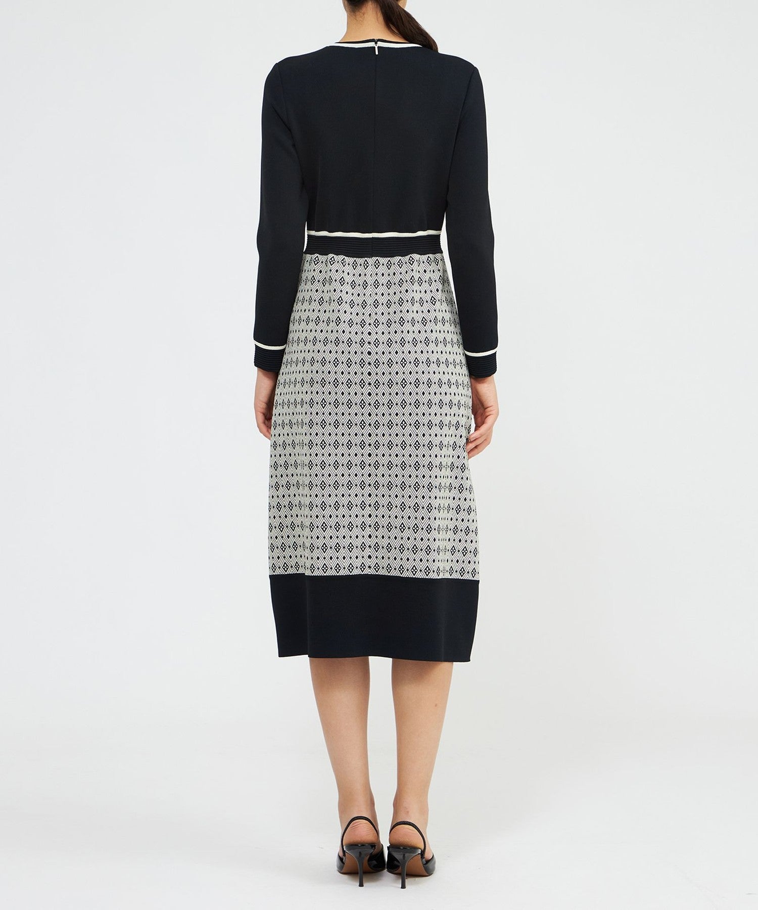 2321-M5J5067809__M,09,