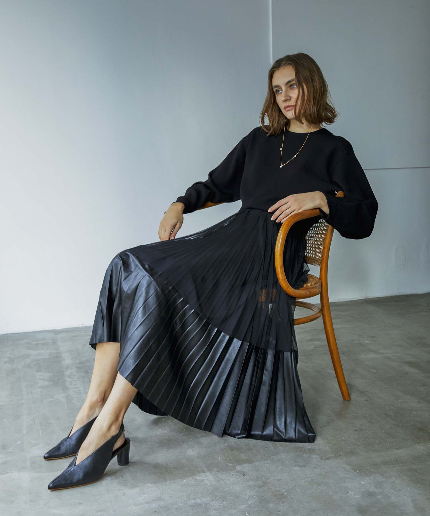 2321-M5M1042802__G,02,