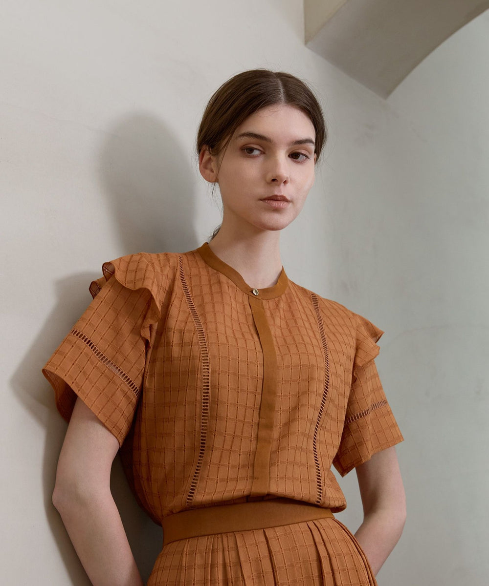 カラミレース フリルブラウス(トップス)｜EPOCA(エポカ)のファッション