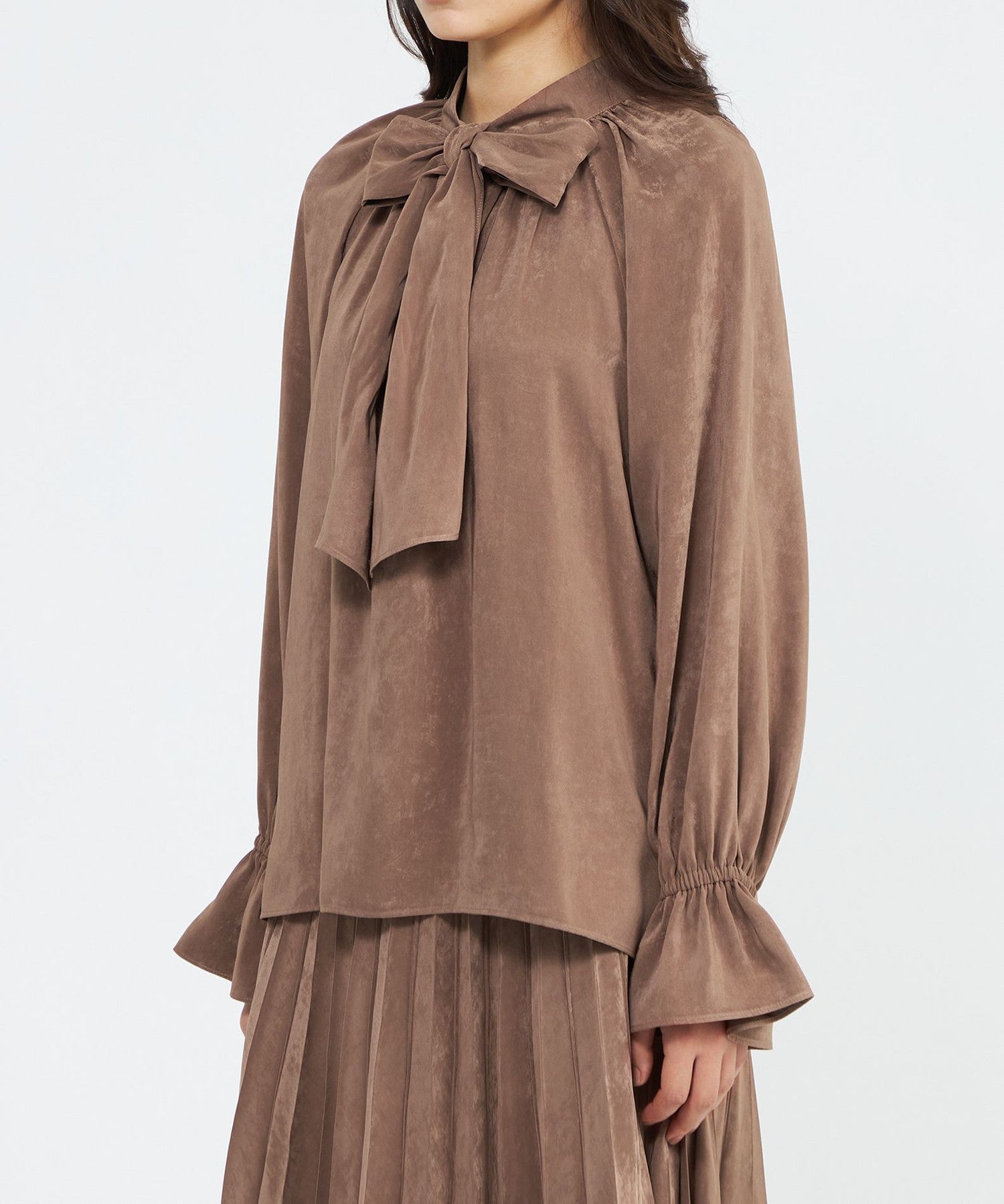 2321-M5M3967053__N,53,