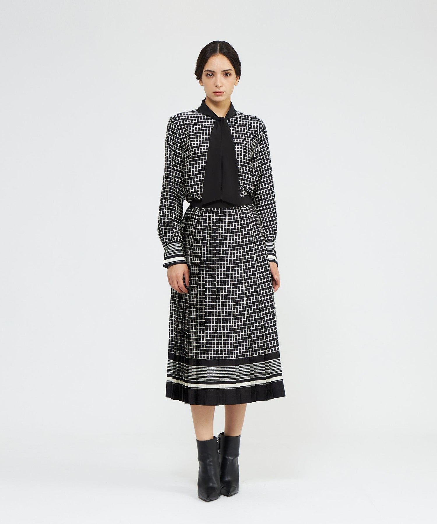 2321-M5M4067250__I,50,