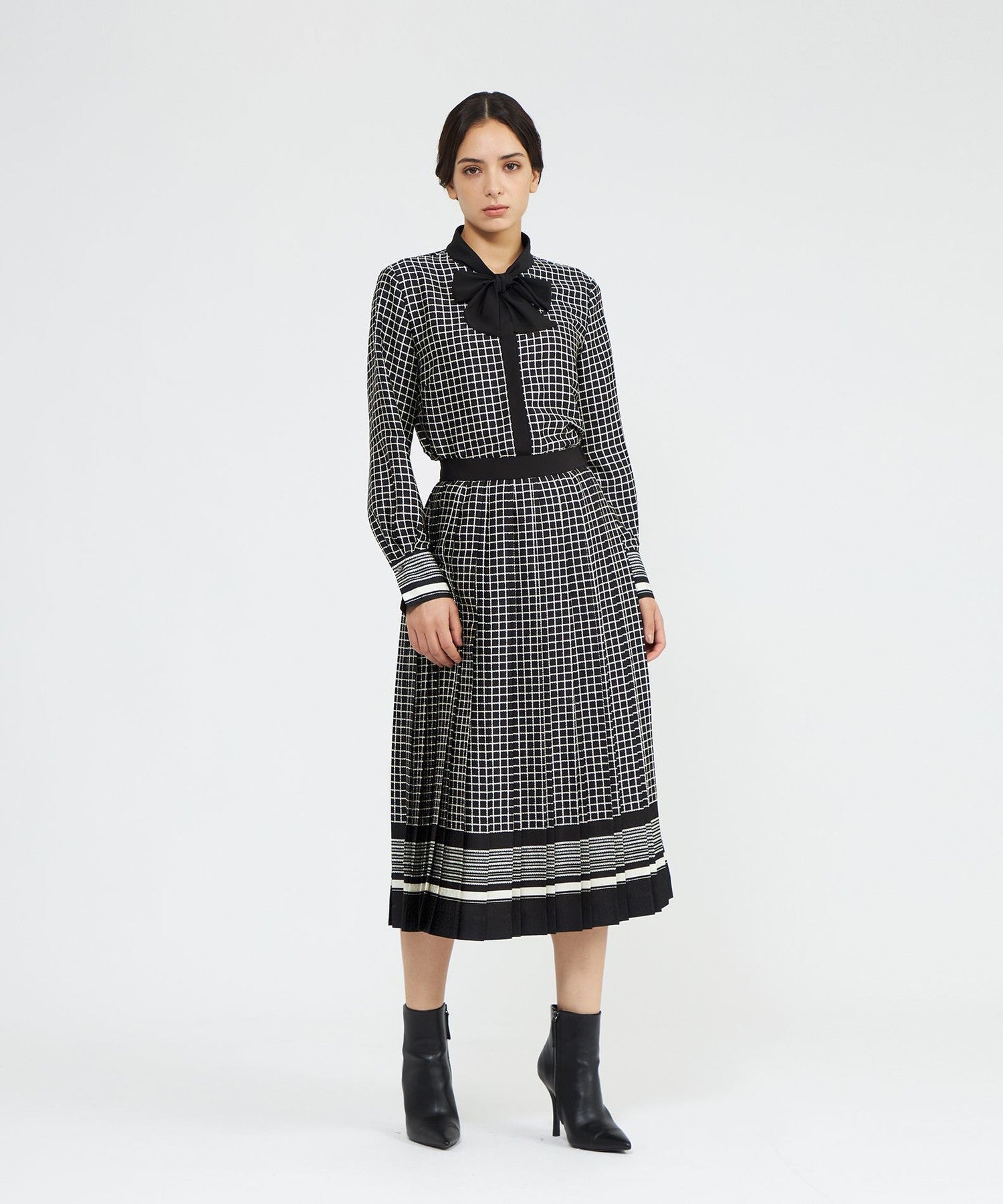 2321-M5M4067250__J,50,