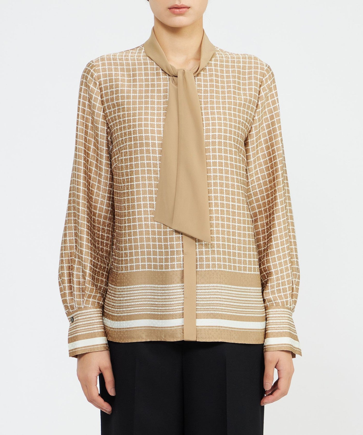 2321-M5M4067250__O,50,