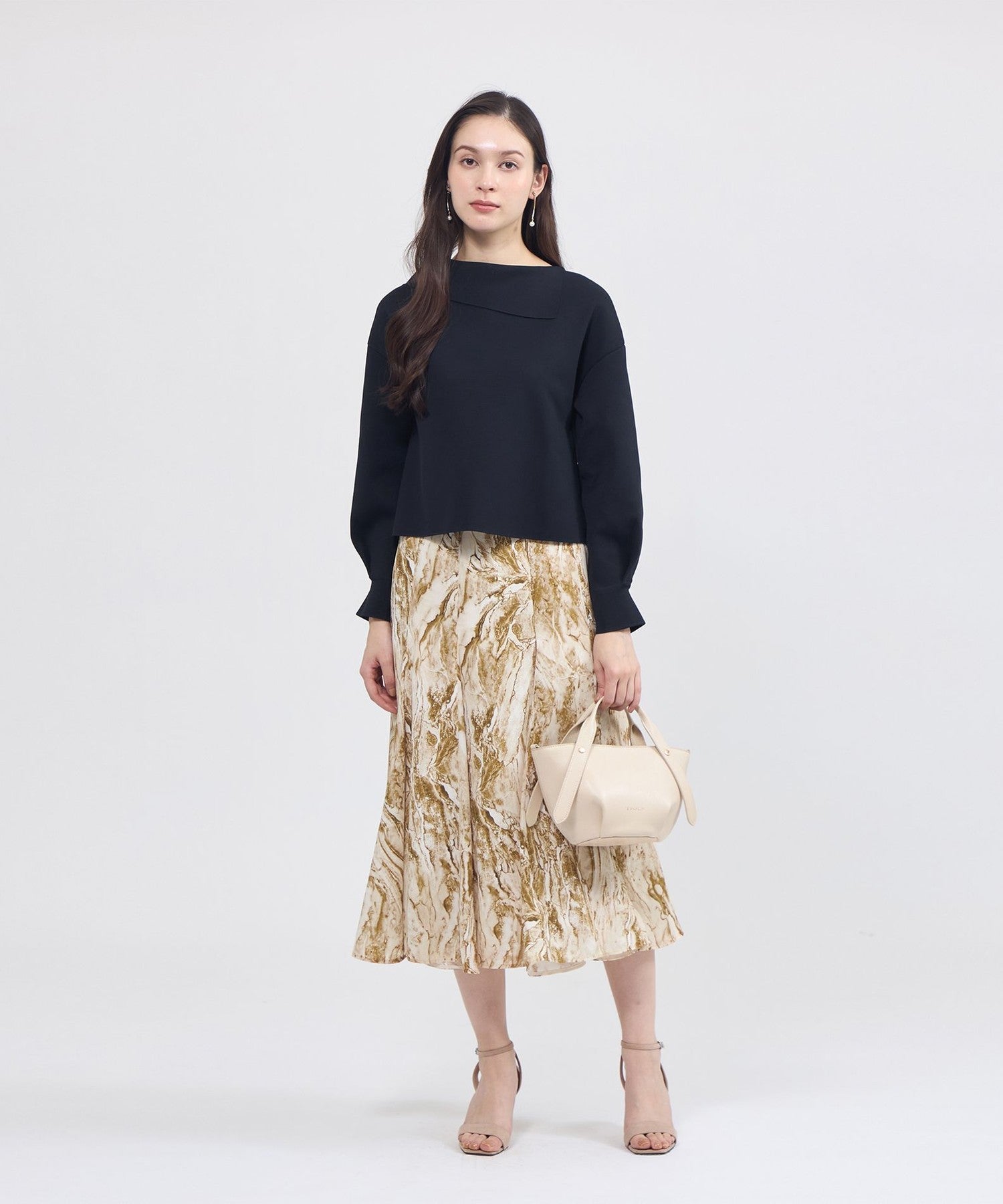 2321-M5N0972136__I,36,