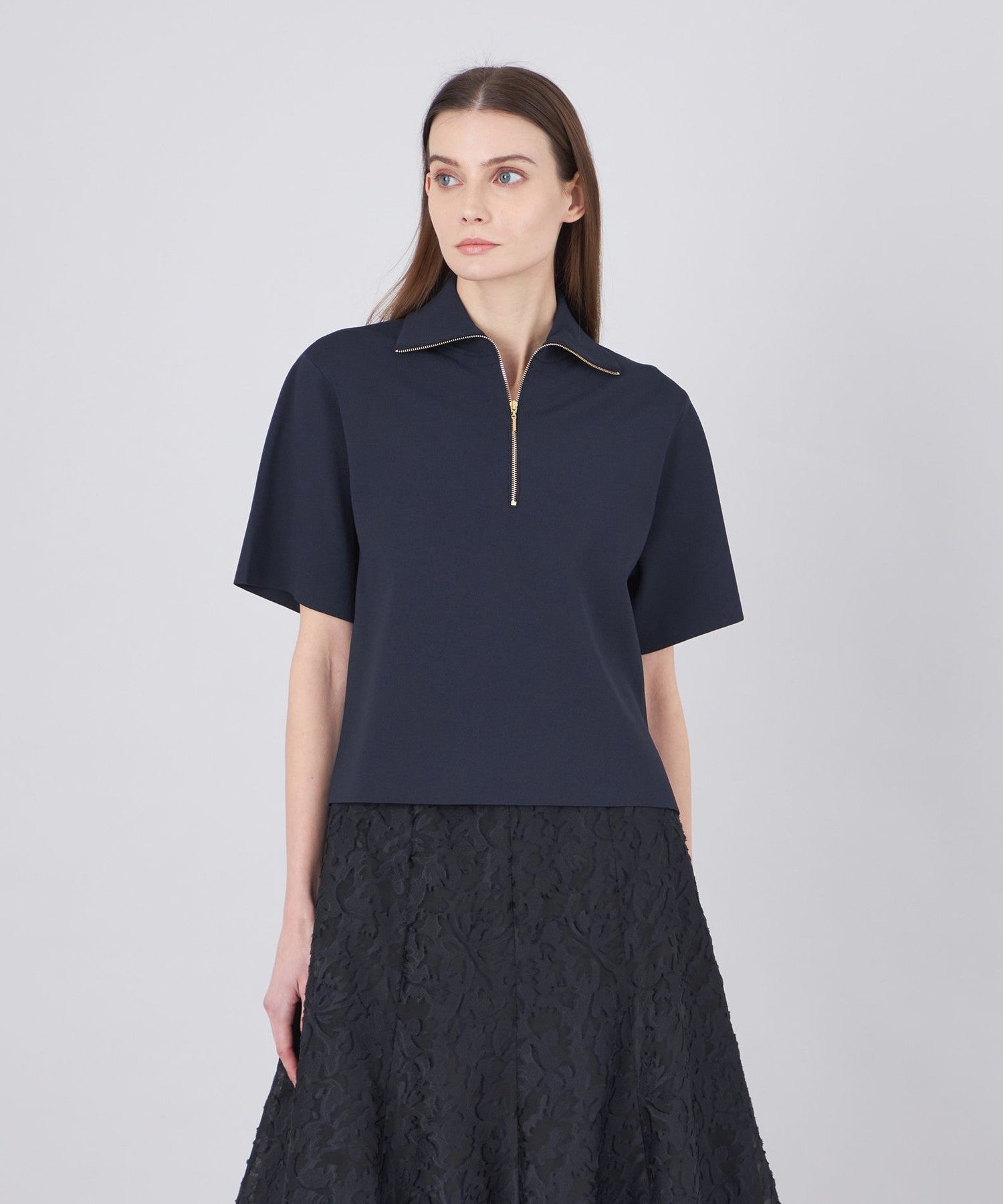 2321-M5N1651628__,28,モデル身長173cm 着用サイズ：40