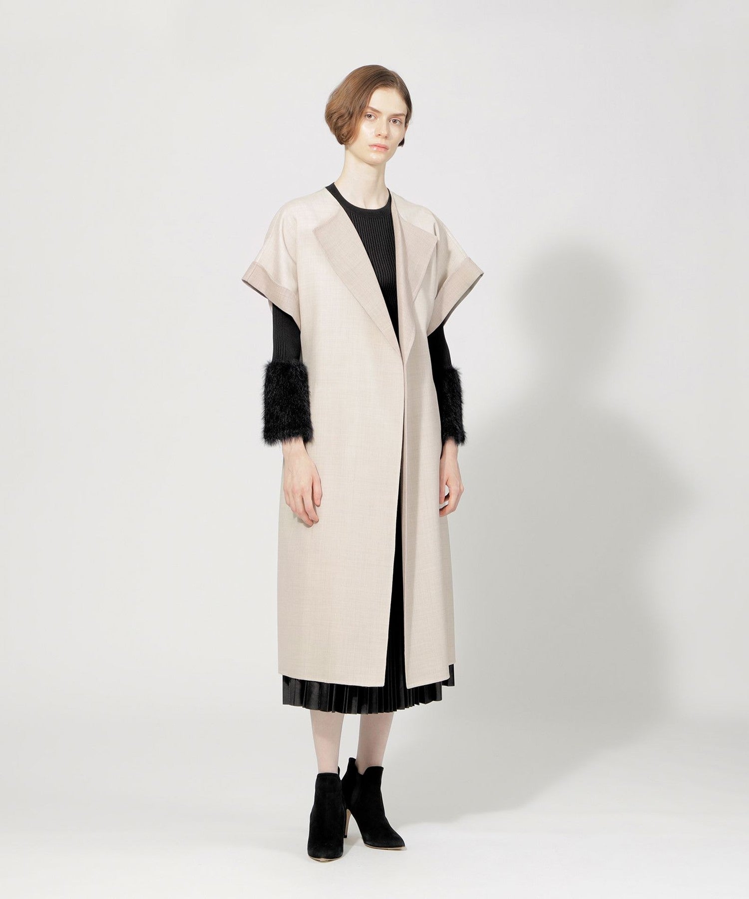 2321-M5N1743124__I,24,