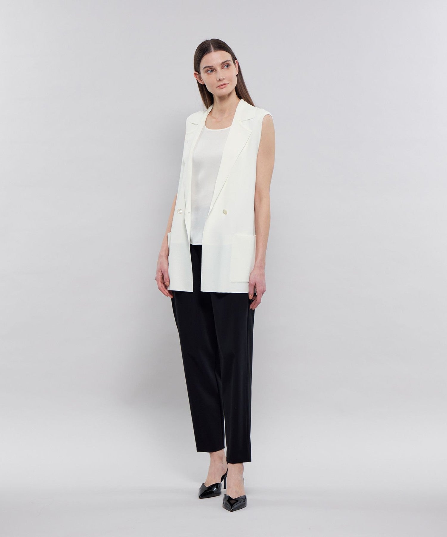 2321-M5N1853502__B,02,