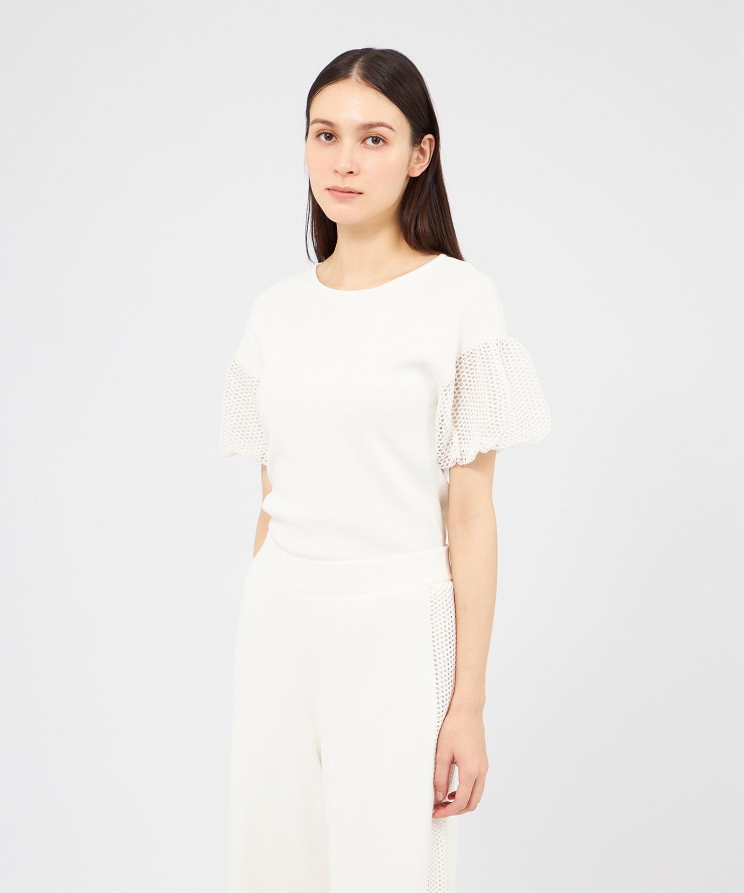 EPOCAアイボリー パフスリーブ トップス 40エポカ La maglia estate】 メッシュパフスリーブ ニットプルオーバー