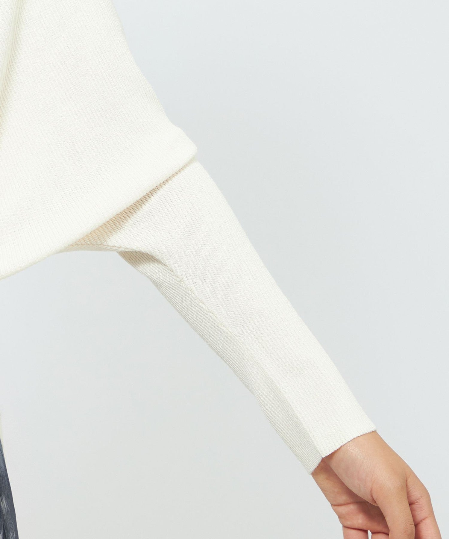 2321-M5N4065202__P,02,