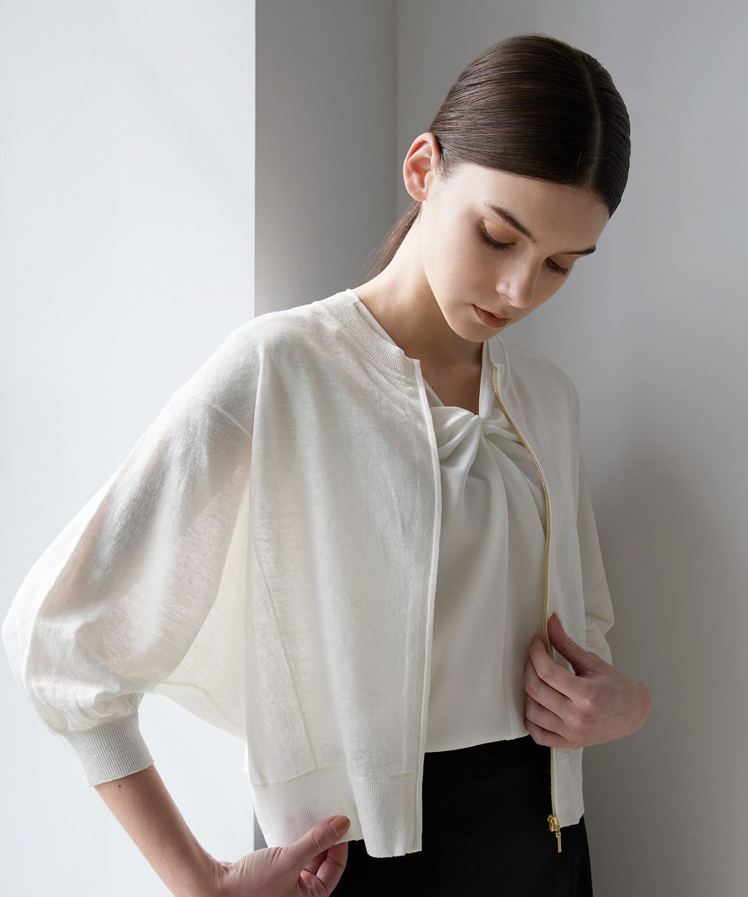 2321-M5N4157002__,02,