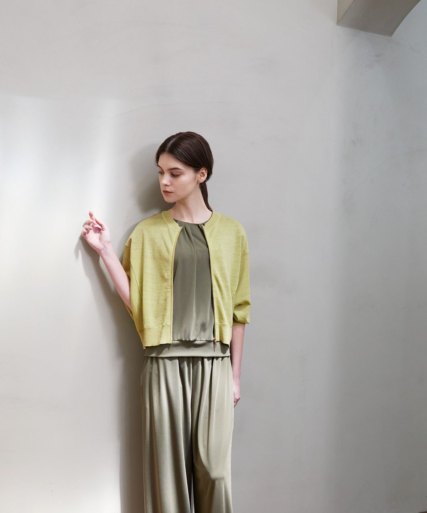 2321-M5N4157070__B,70,