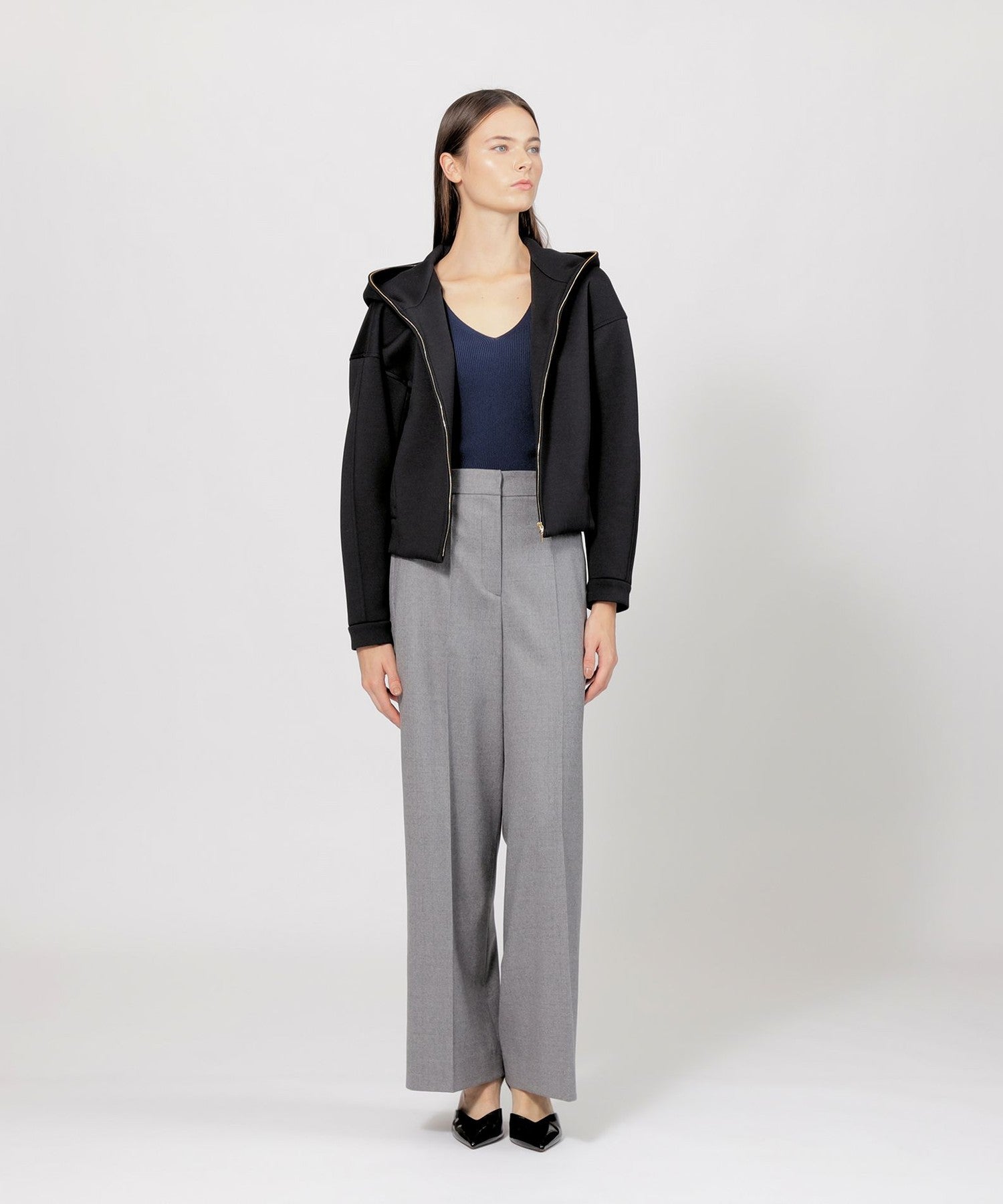 2321-M5N4245428__J,28,