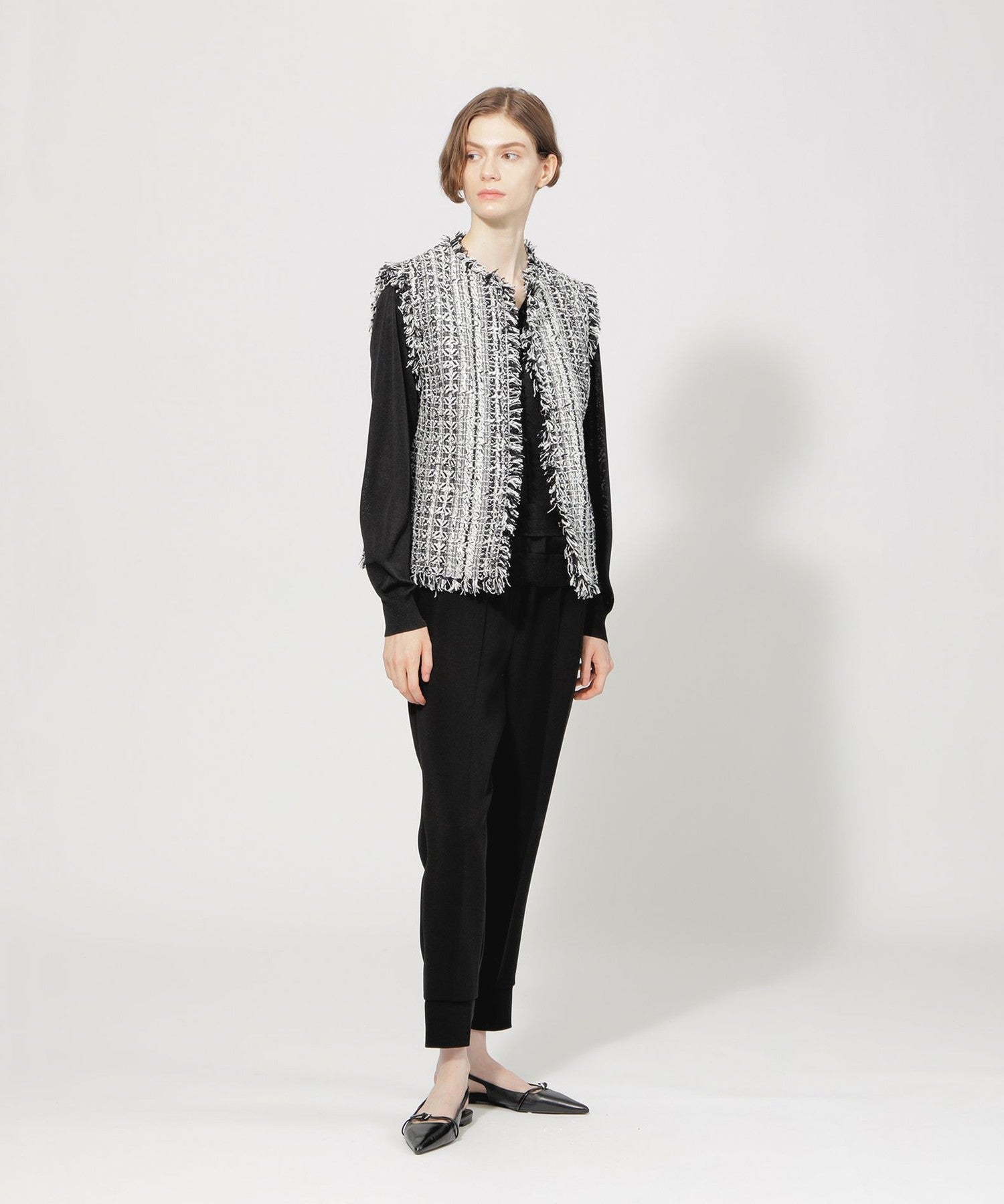 2321-M5R1042802__L,02,