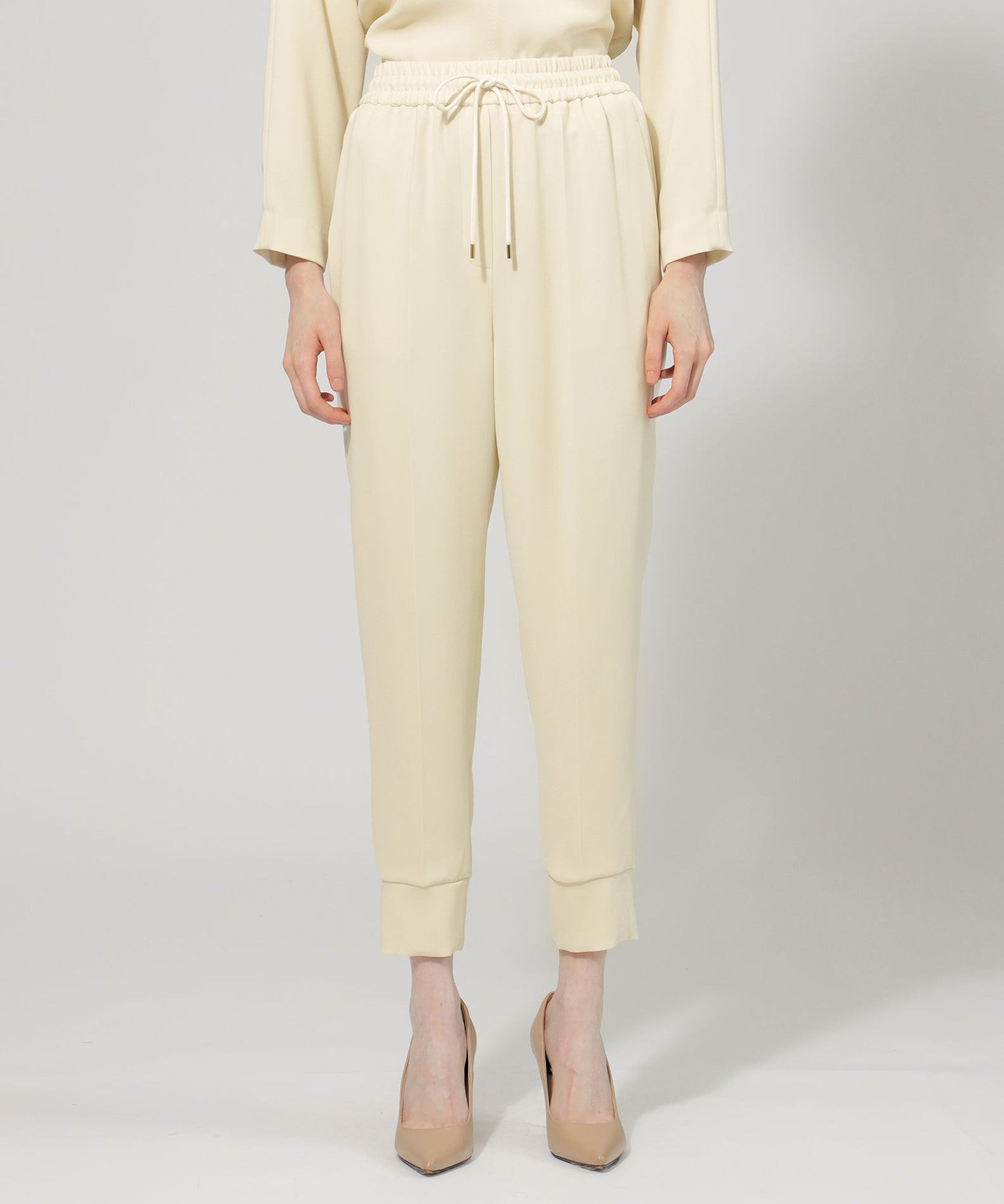 2321-M5R1042802__N,02,