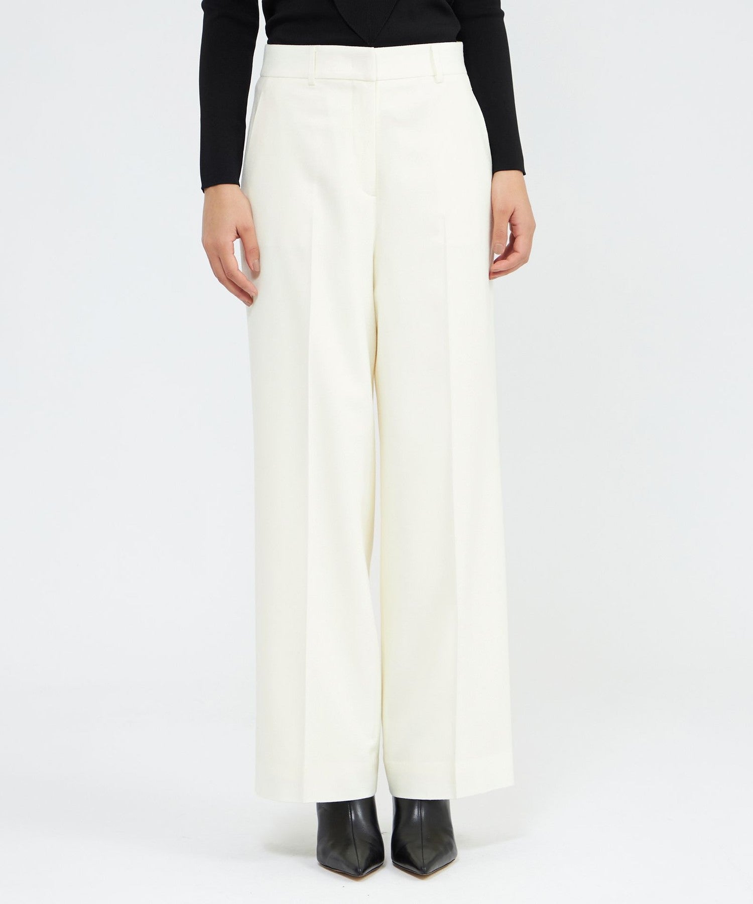 2321-M5R3867102__L,02,