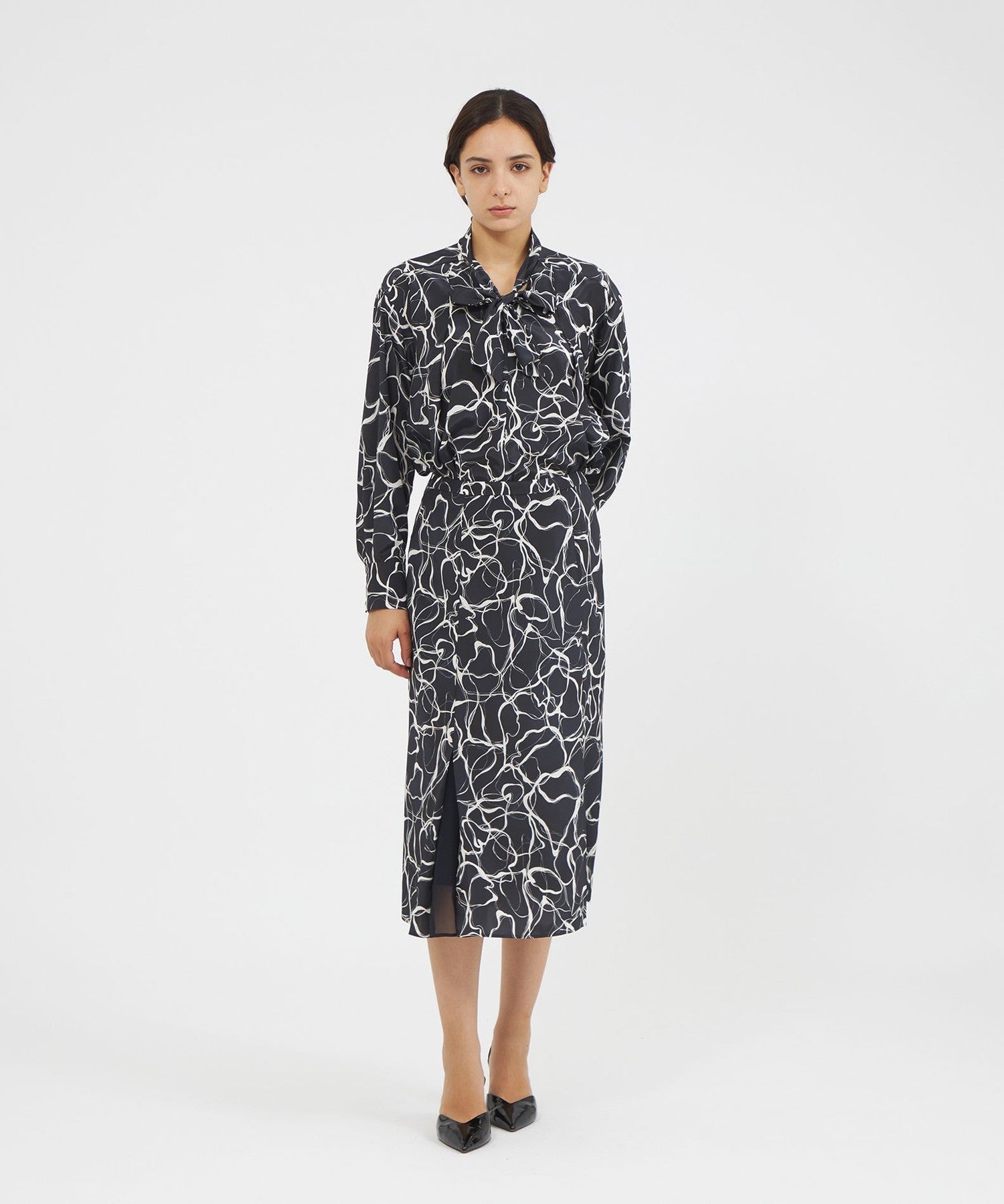 2321-M5S3364138__H,38,