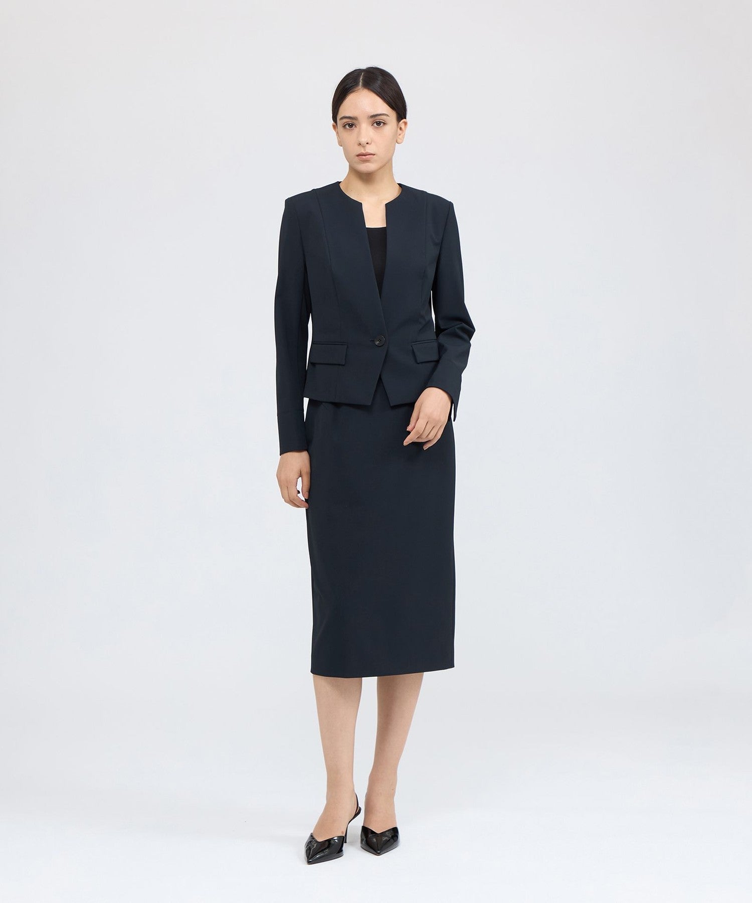 2321-M5S3558928__J,28,