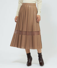 美品☆EPOCA エポカ プリーツスカート 40サイズ 三陽商会 パンチングシンセティックレザー プリーツスカート(スカート