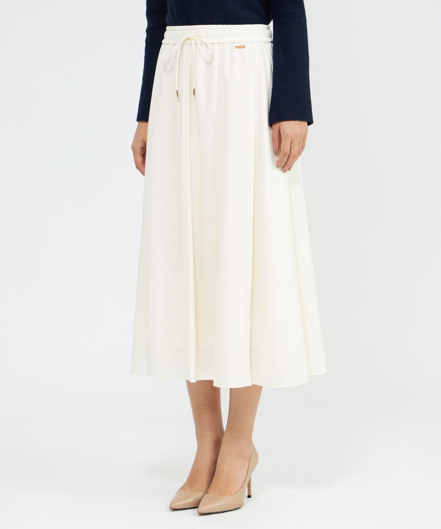 2321-M5S4466902__L,02,