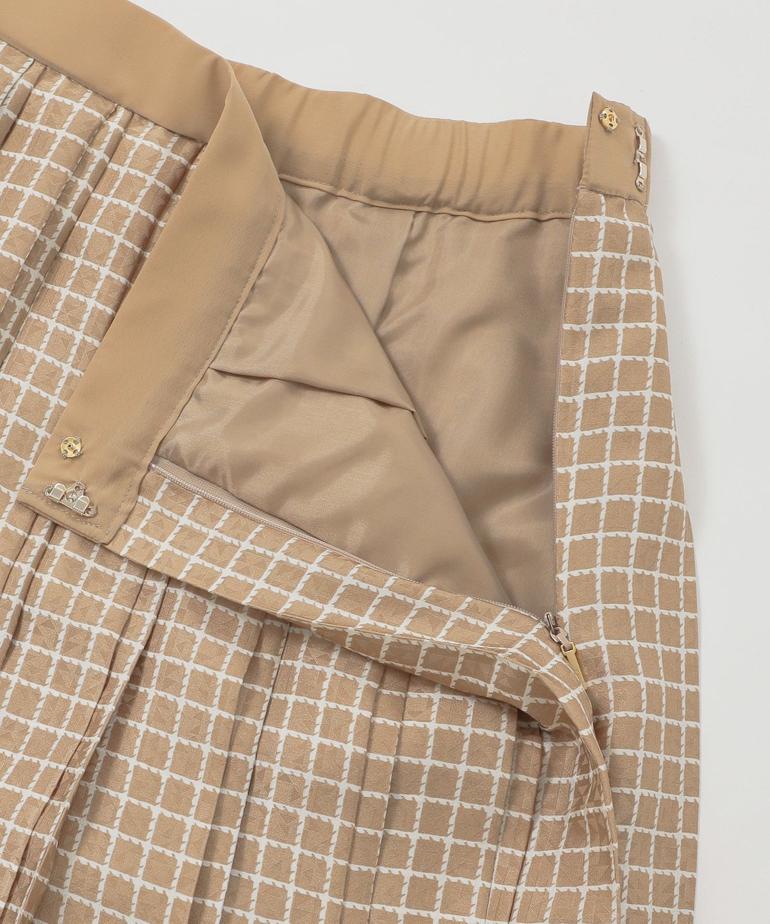 2321-M5S4767250__R,50,