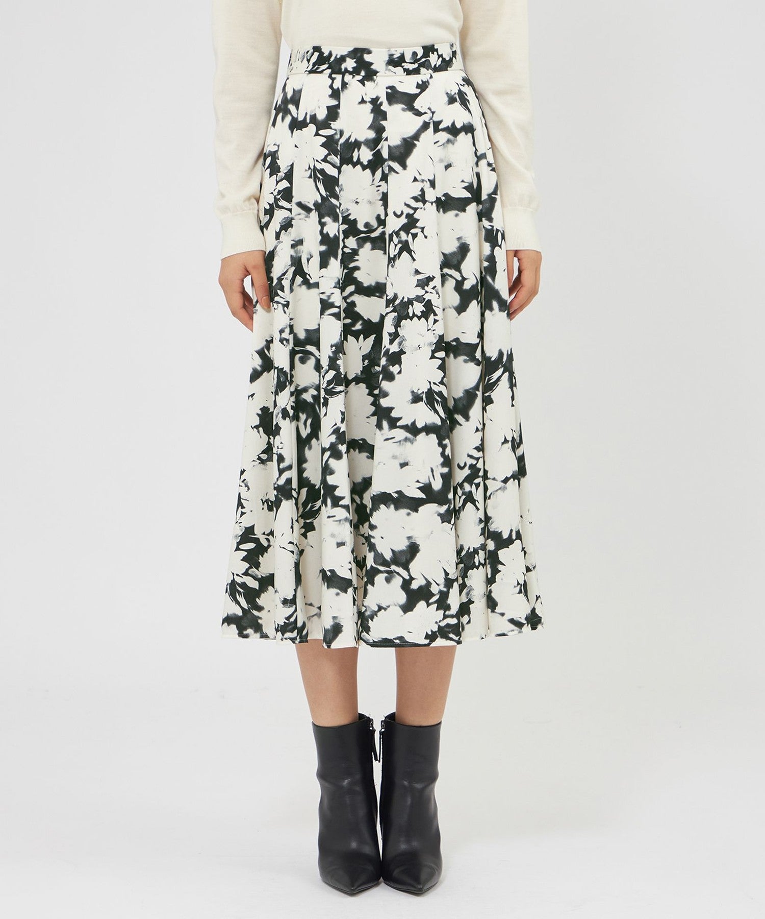 2321-M5S4861309__M,09,