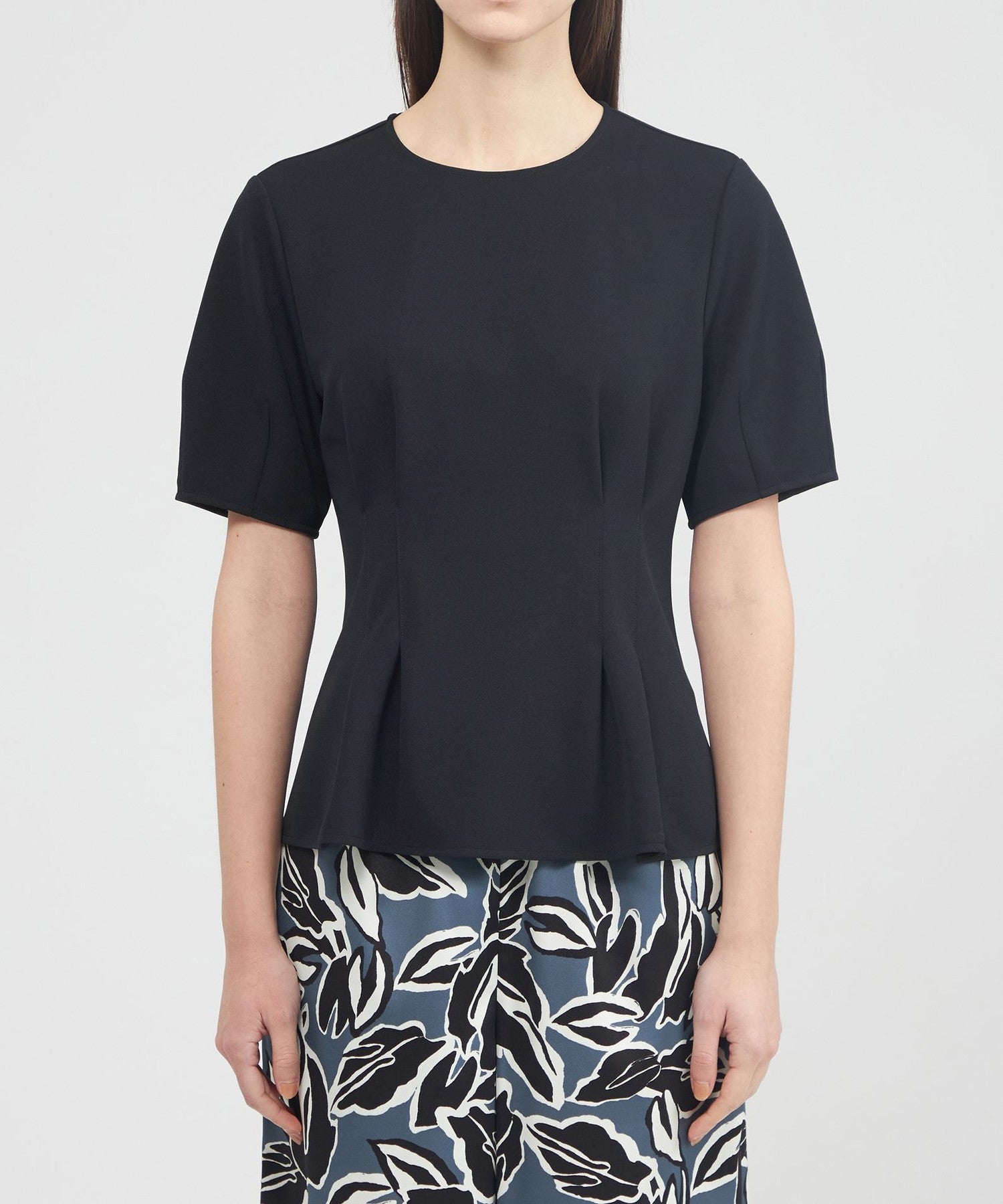 2321-N7P1751628__J,28,