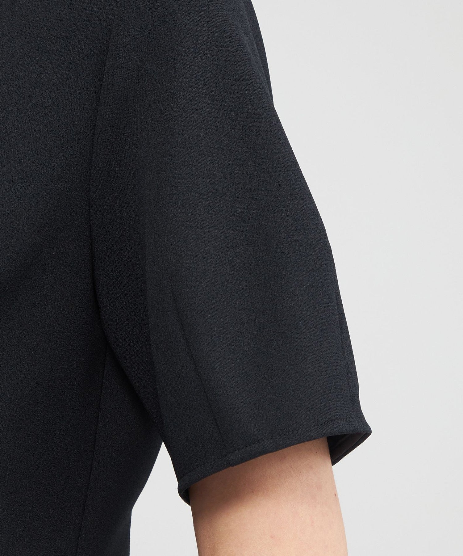 2321-N7P1751628__M,28,