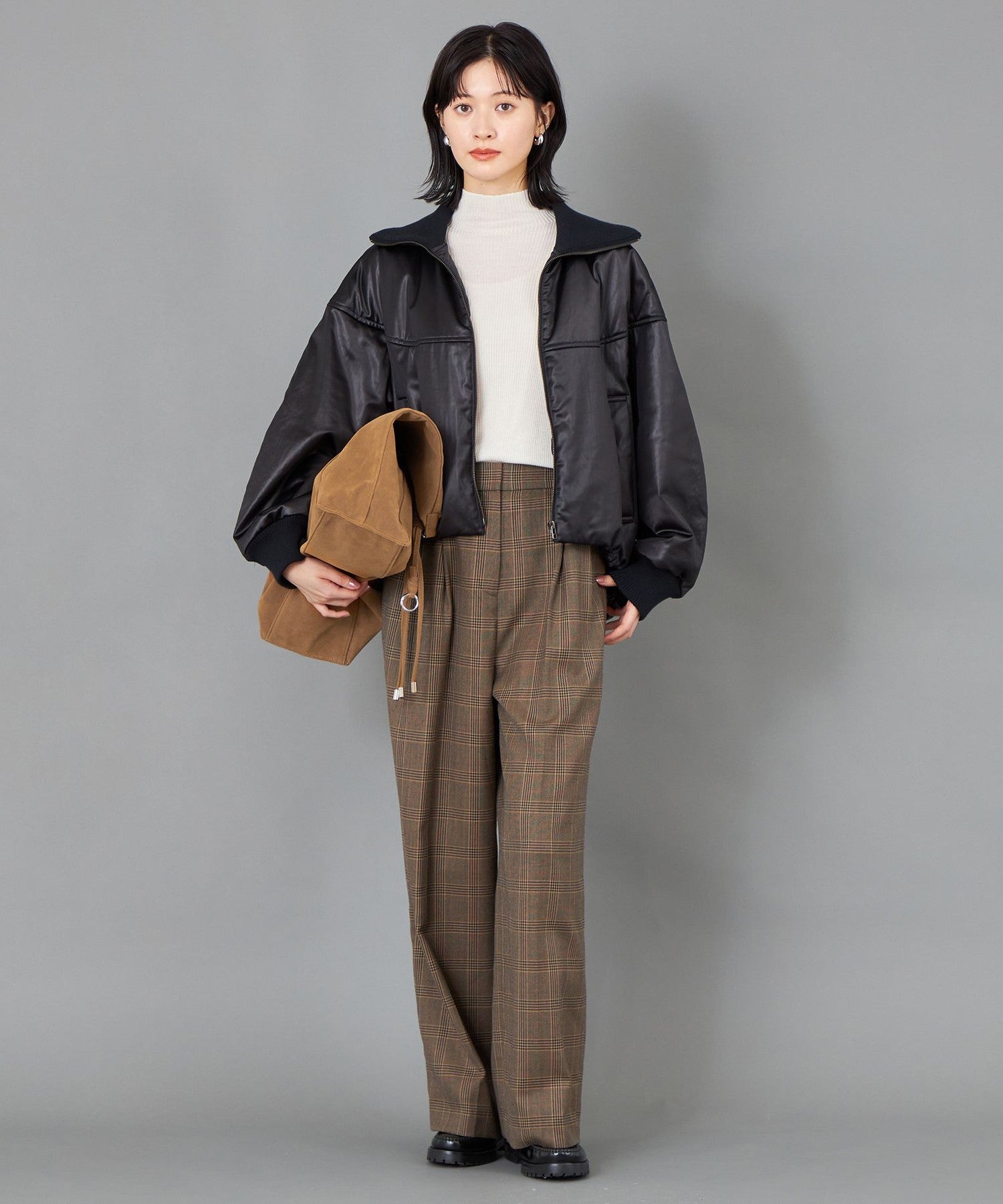 2341-N516268750__J,50,