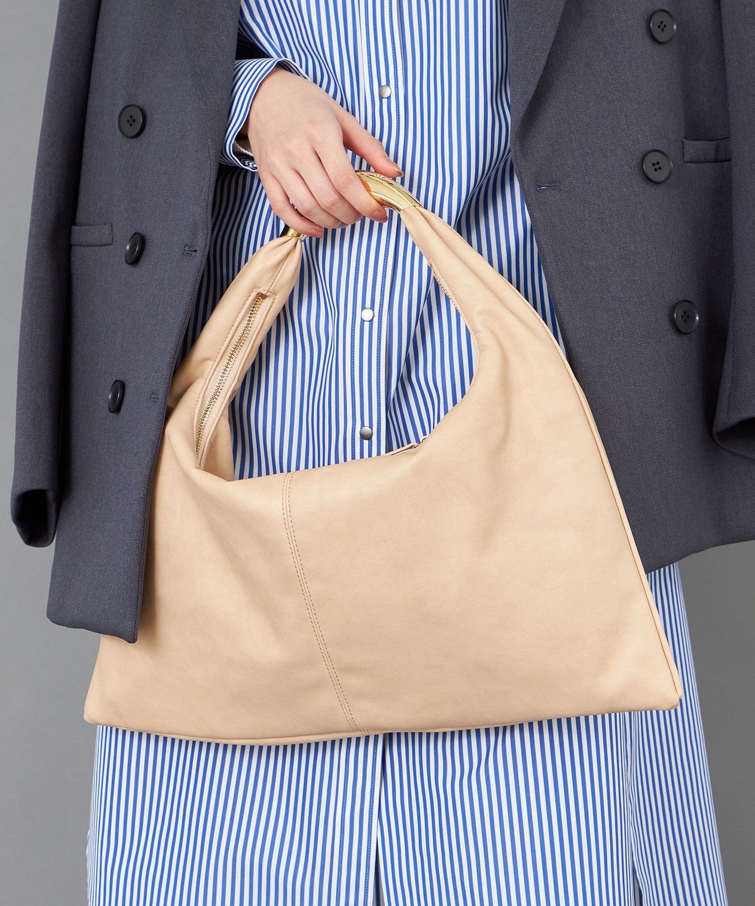 2341-N516368840__I,40,