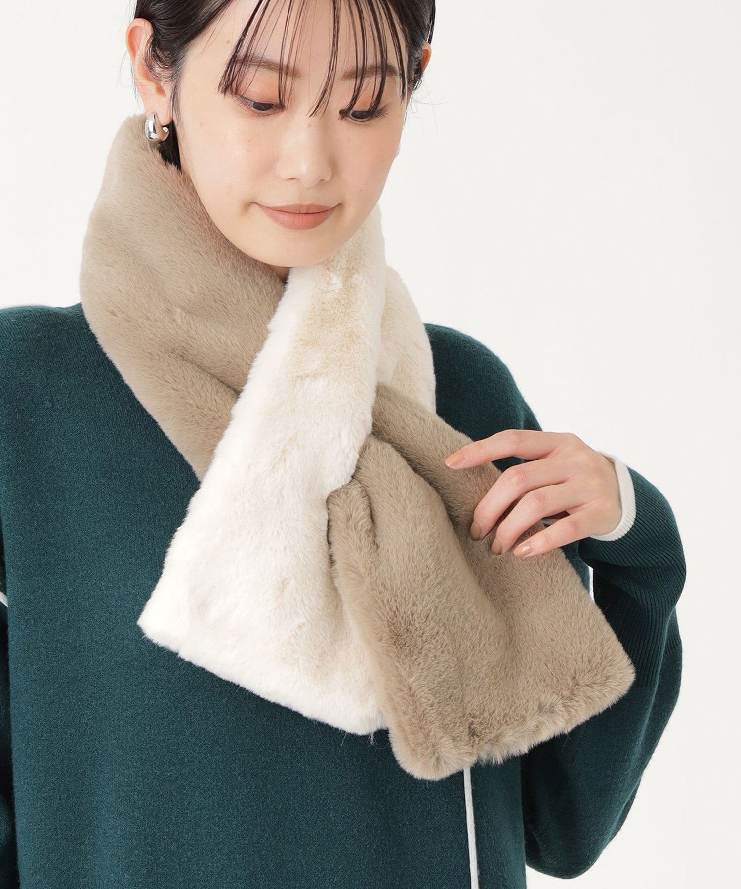 2341-N570749740__,40,