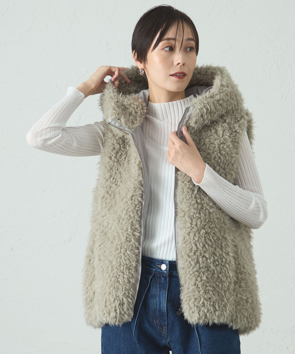 新品 Russeluno ラメ フード ベスト エンブレム ファー ブラウン L 新品 Russeluno ラメ フード ベスト エンブレム ファー ブラウン L