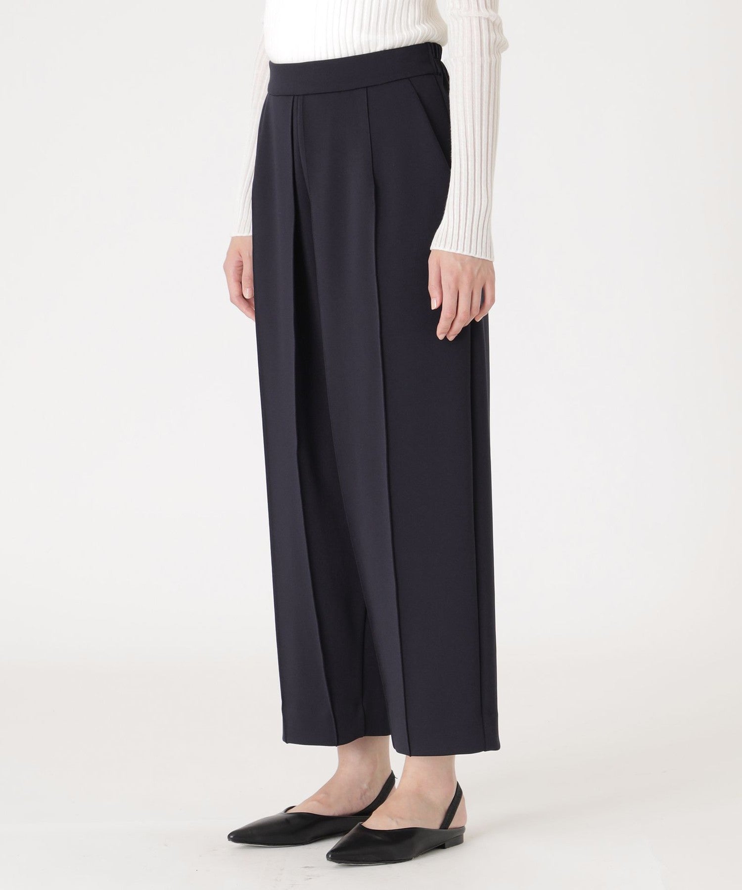 2341-N5R8143428__M,28,