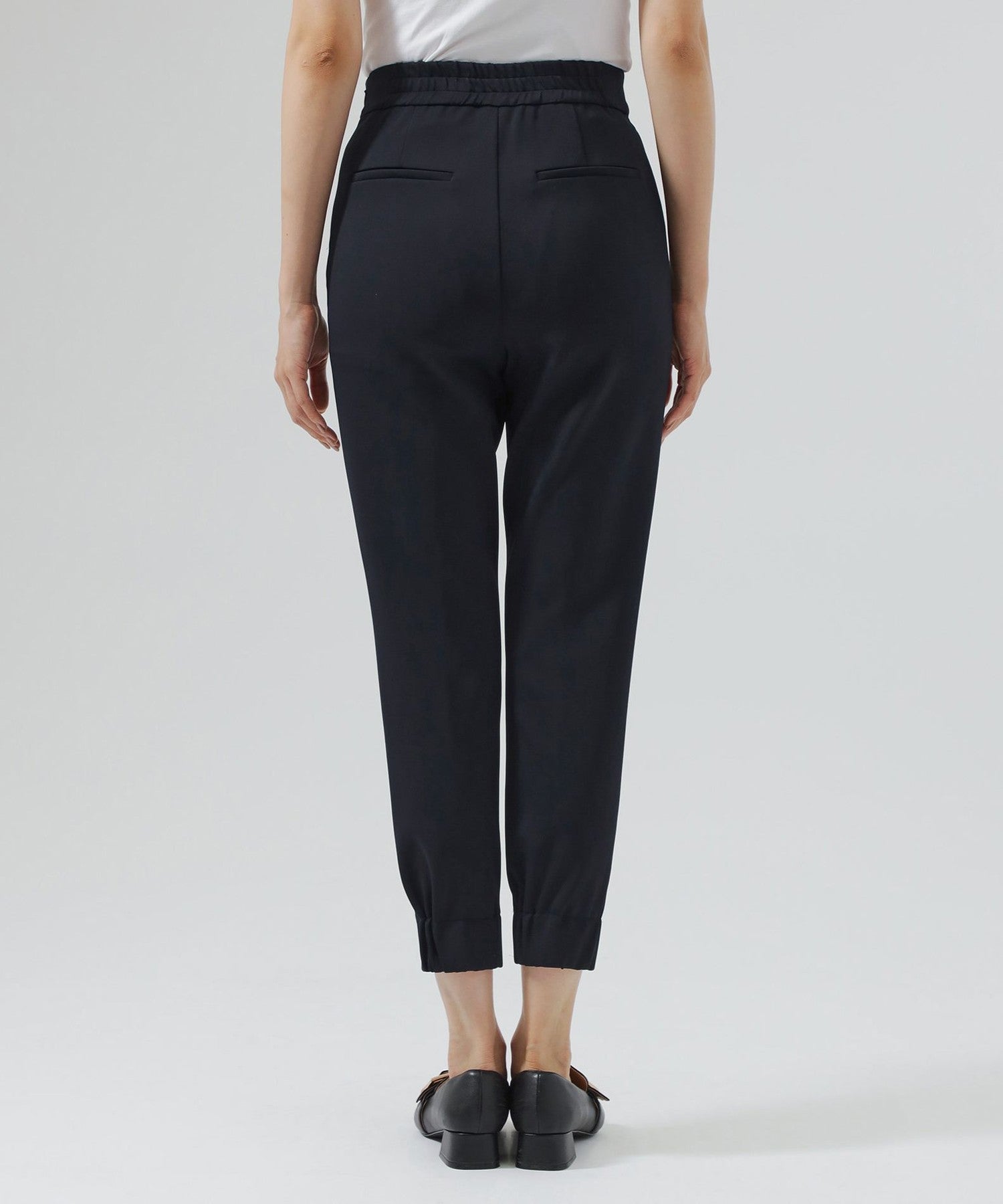 2341-N5R8386428__F,28,