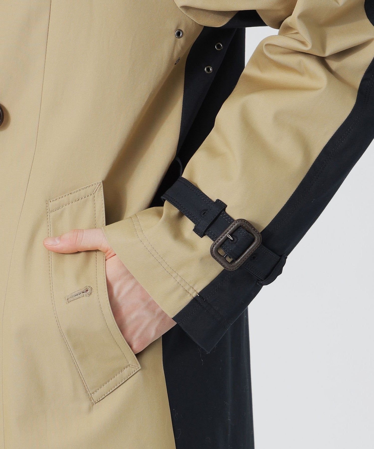 2352-61A3223046__J,46,