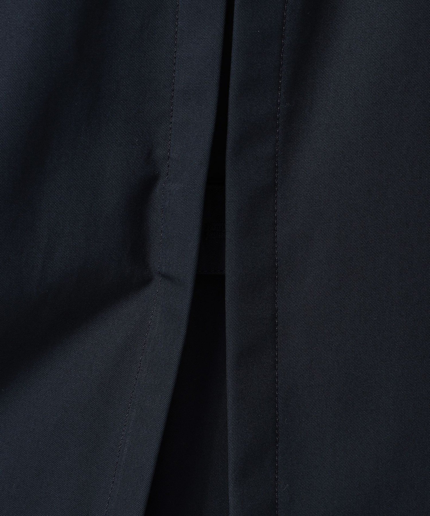 2352-61A3223046__L,46,