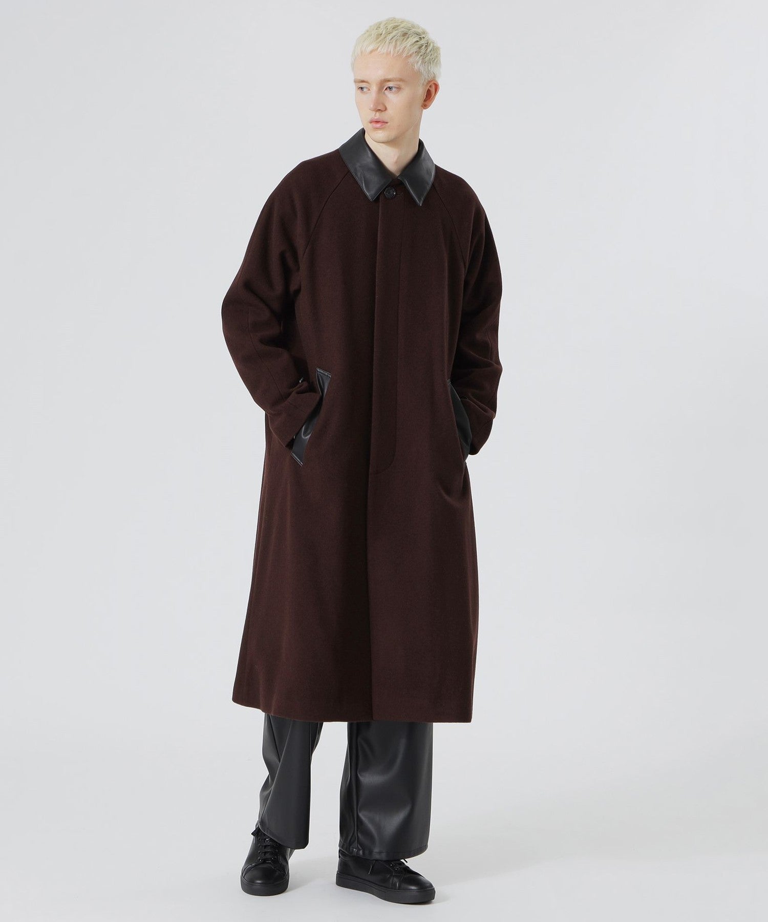 2352-61B5324218__C,18,