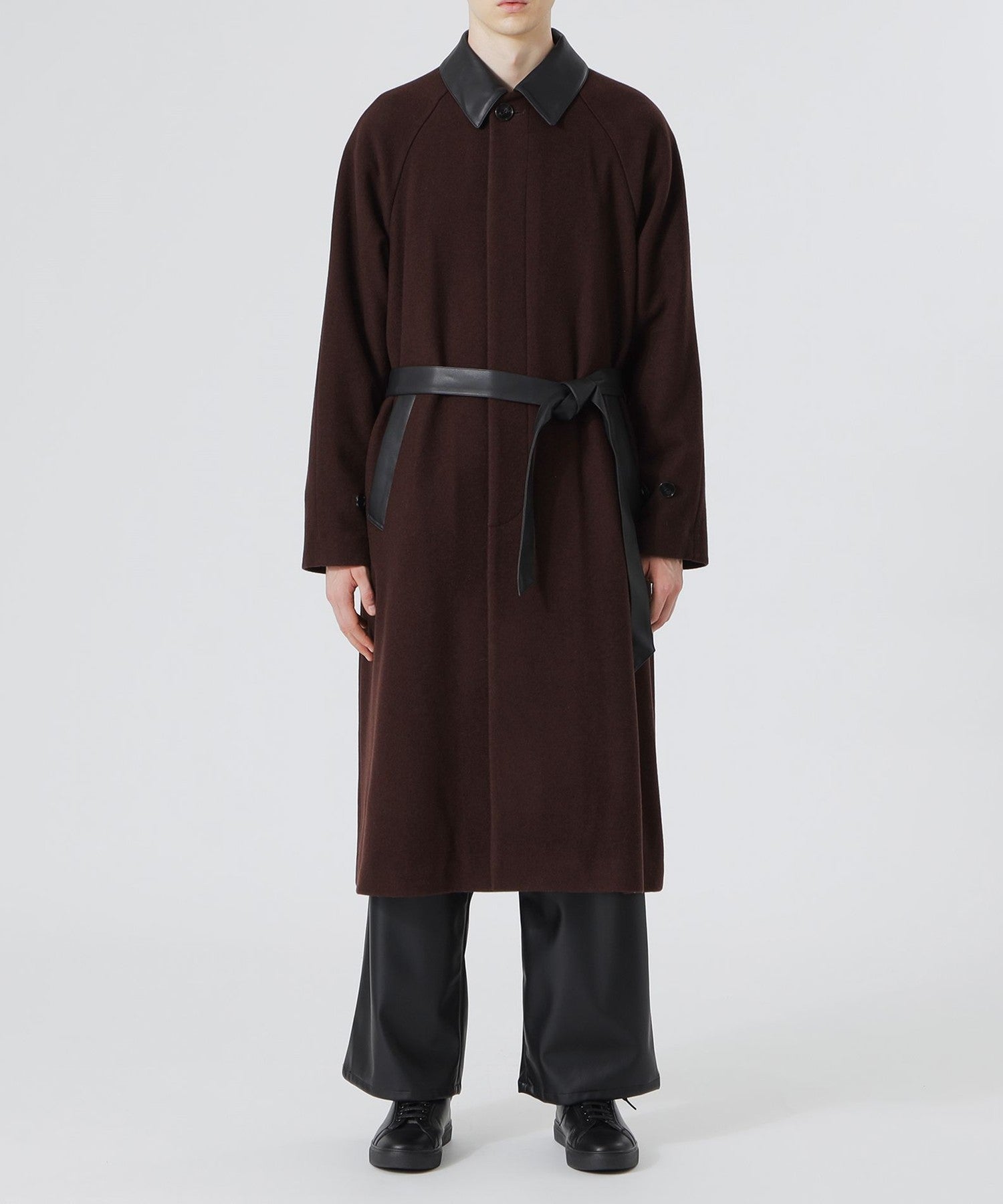 2352-61B5324218__D,18,