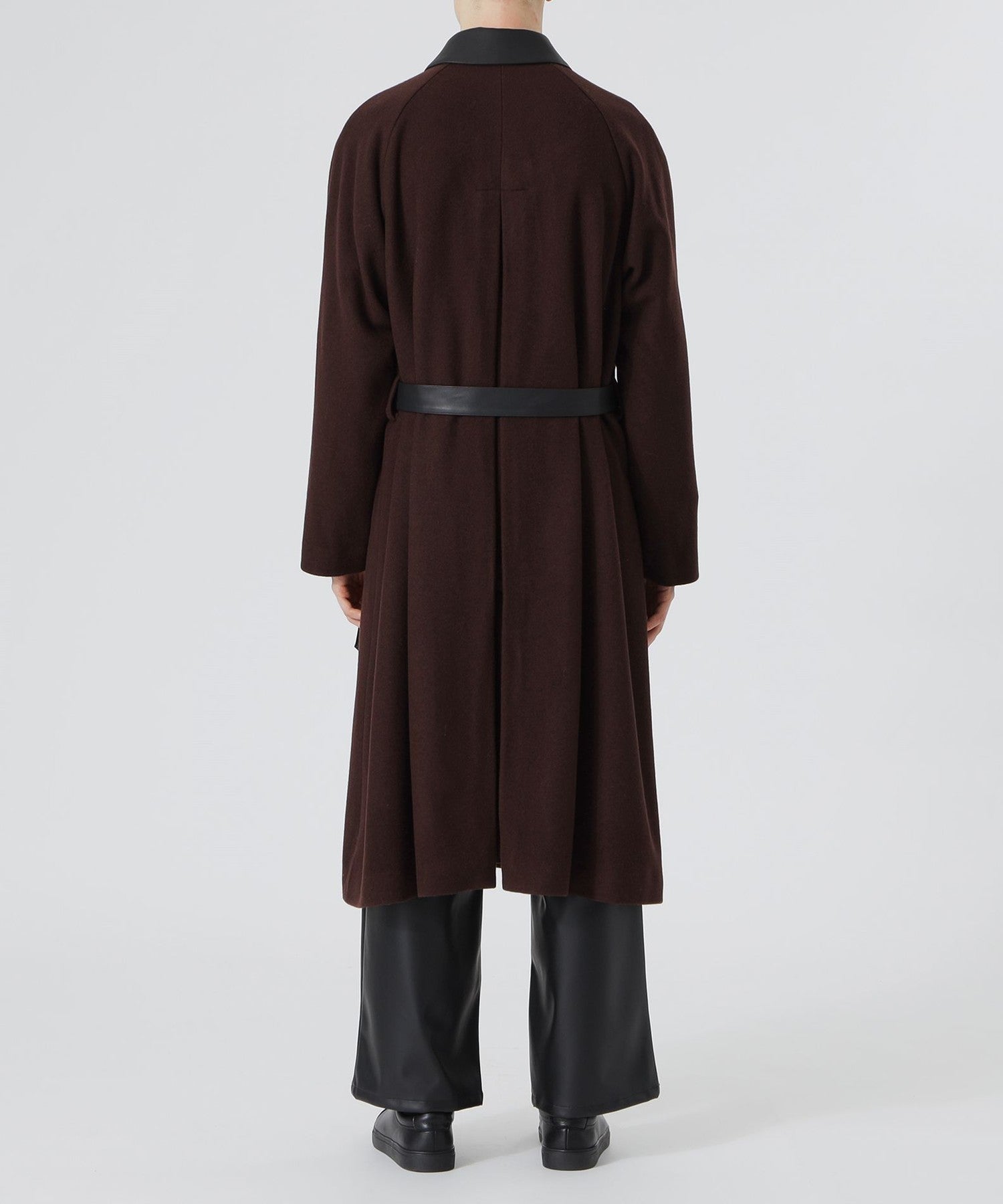 2352-61B5324218__F,18,