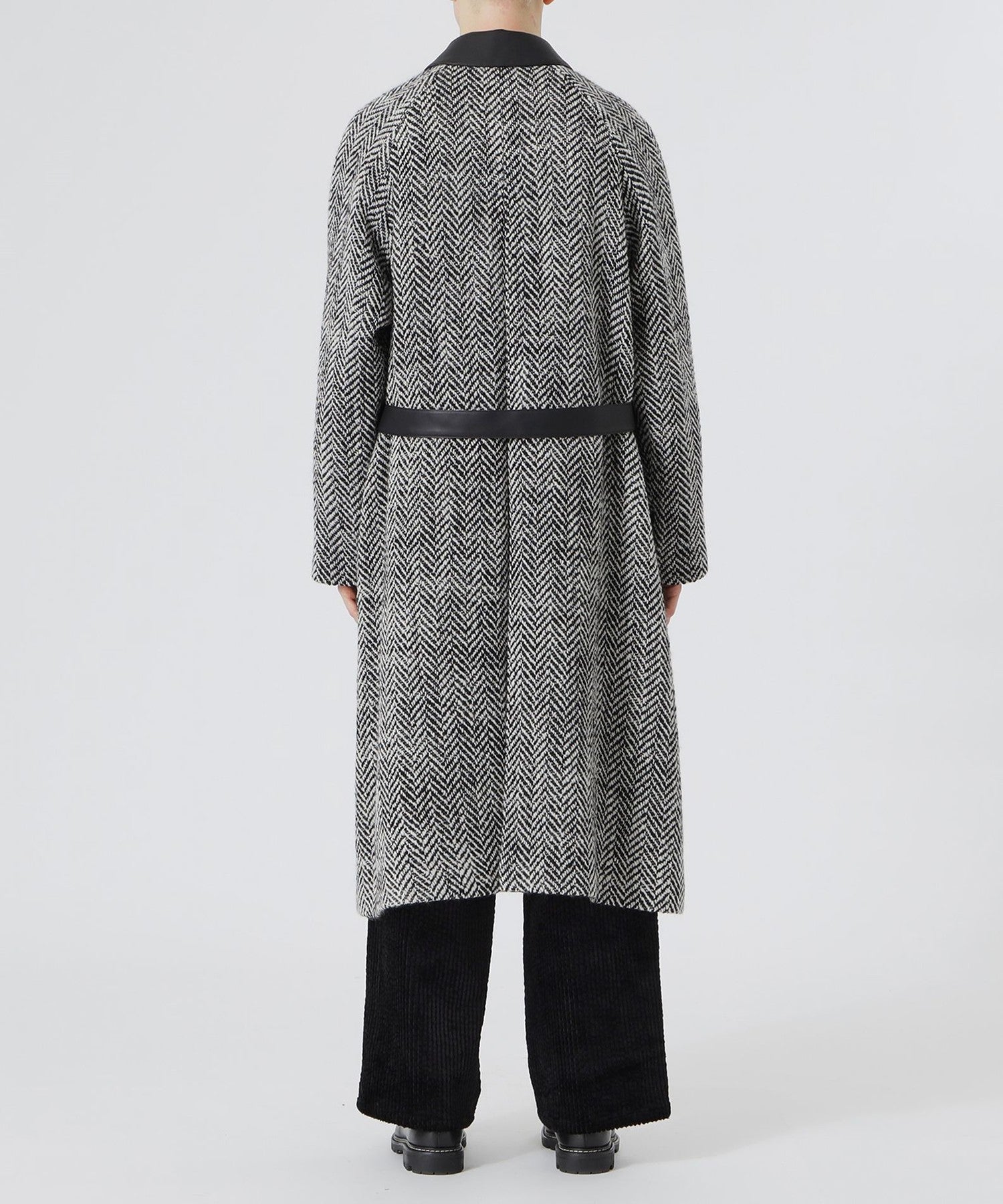 2352-61B5324305__E,05,