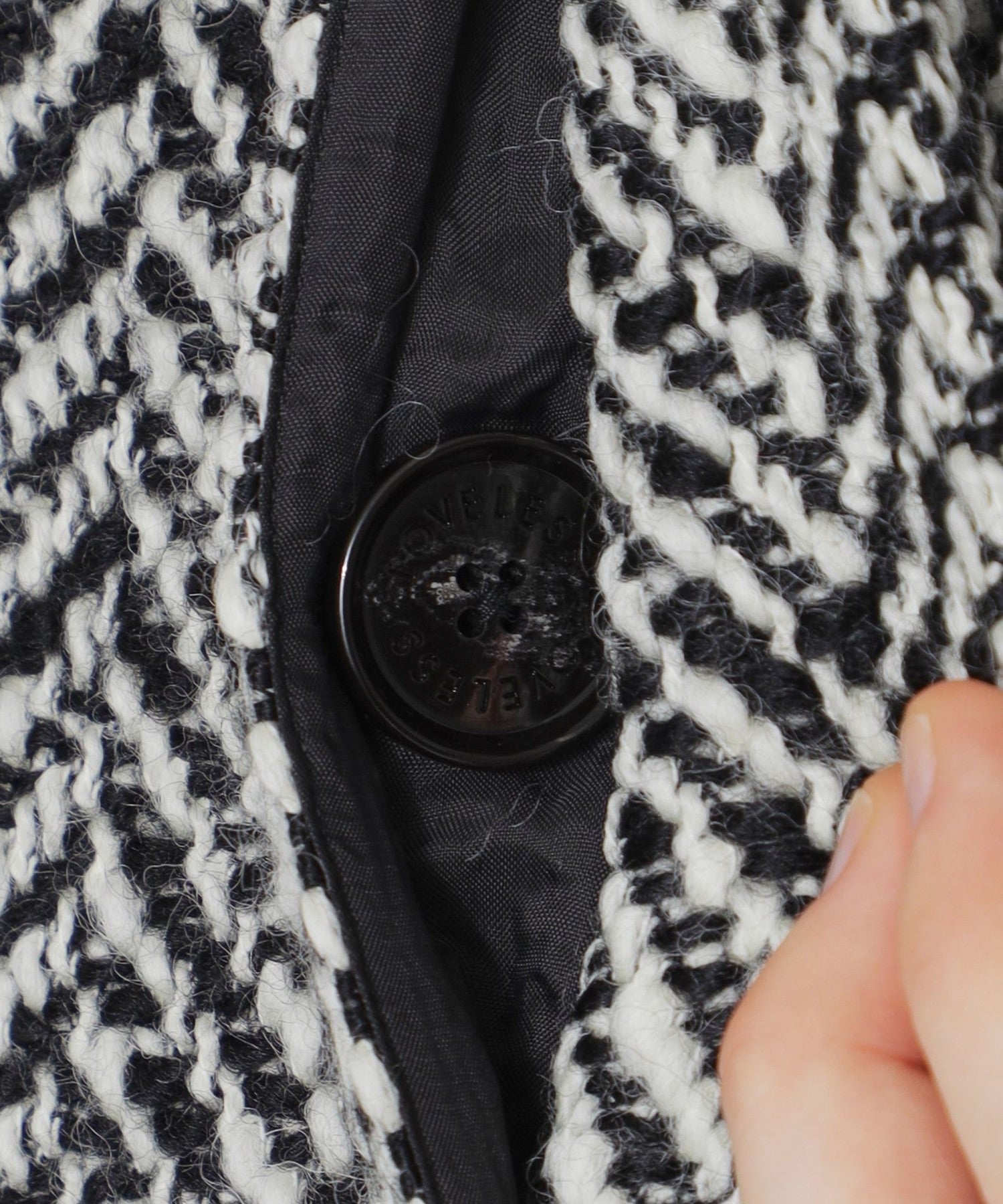 2352-61B5324305__H,05,